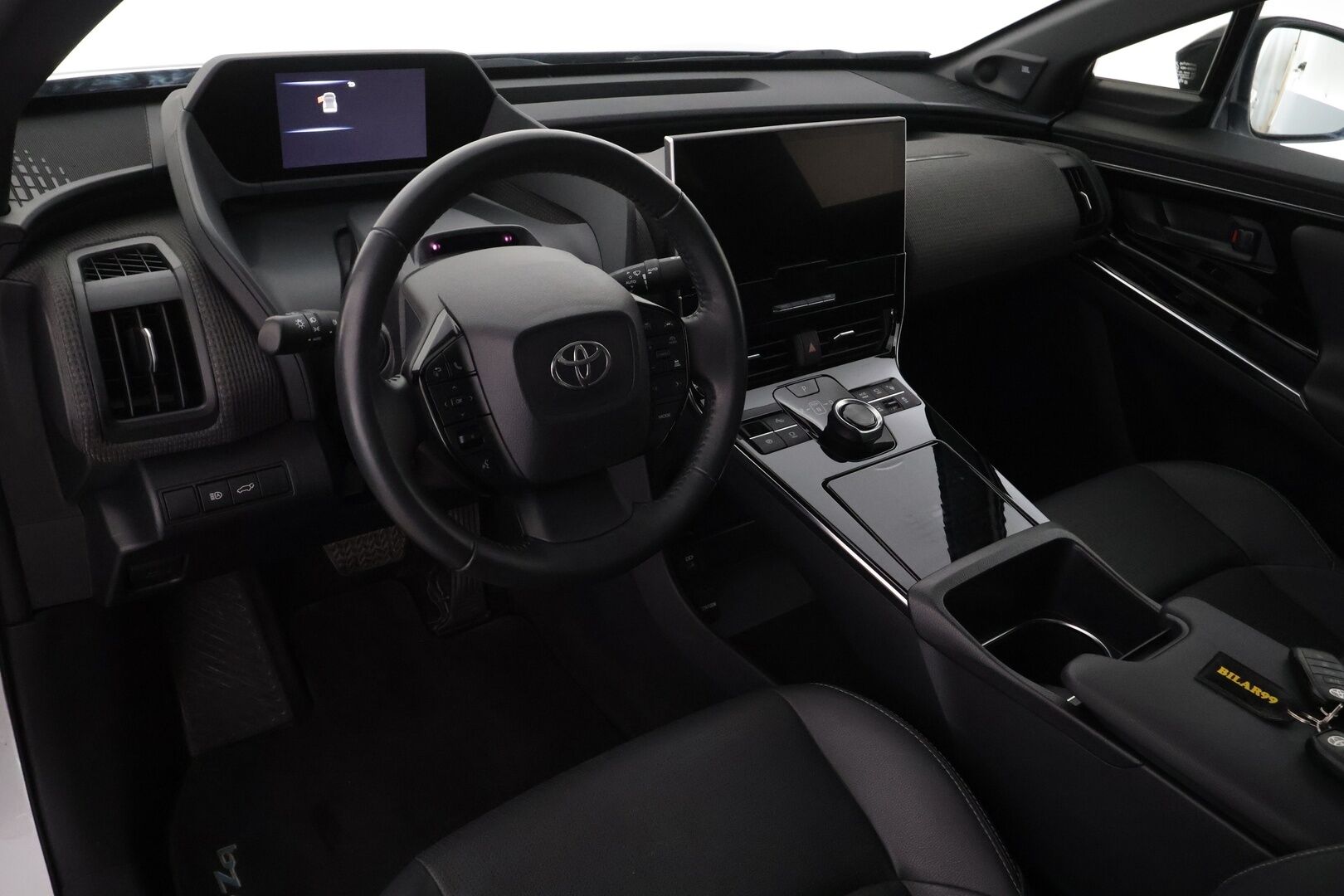 Toyota bZ4X 2023 Premium AWD Tulossa!!! - 11kw lataus! /ACC / P.kamera / JBL / Keinonahka verhoilu / Panorama / Two-tone 