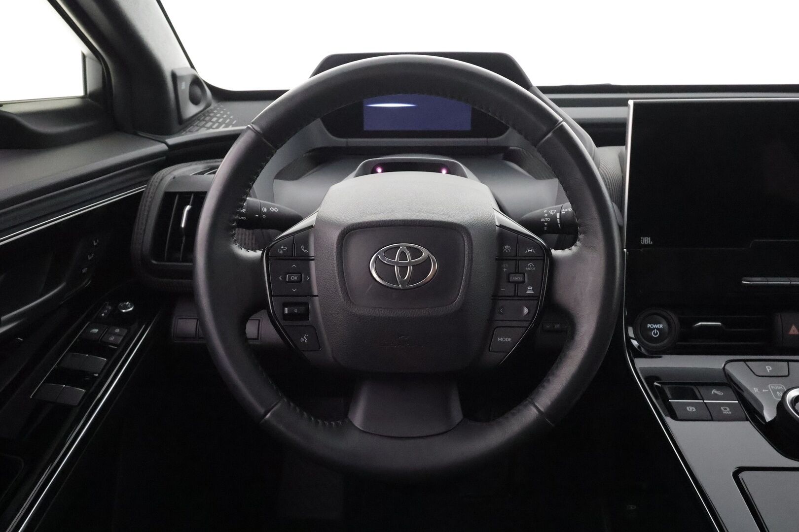 Toyota bZ4X 2023 Premium AWD Tulossa!!! - 11kw lataus! /ACC / P.kamera / JBL / Keinonahka verhoilu / Panorama / Two-tone 