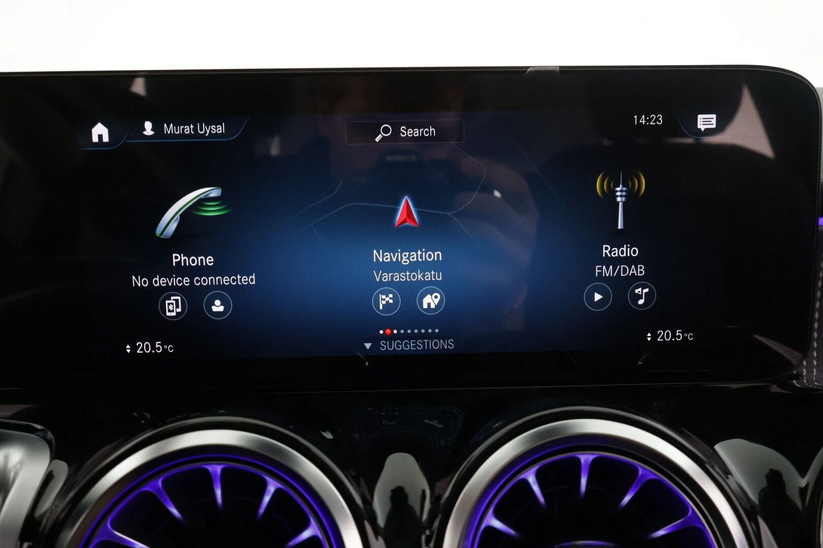 Mercedes-Benz EQB 2023 300 4MATIC Business - | Distronic+ | Lisälämmitin | Widescreen | HUD | Panorama | High Perofmance LED | Burmester | Puolinahat | Keyless | Apple&Android |
