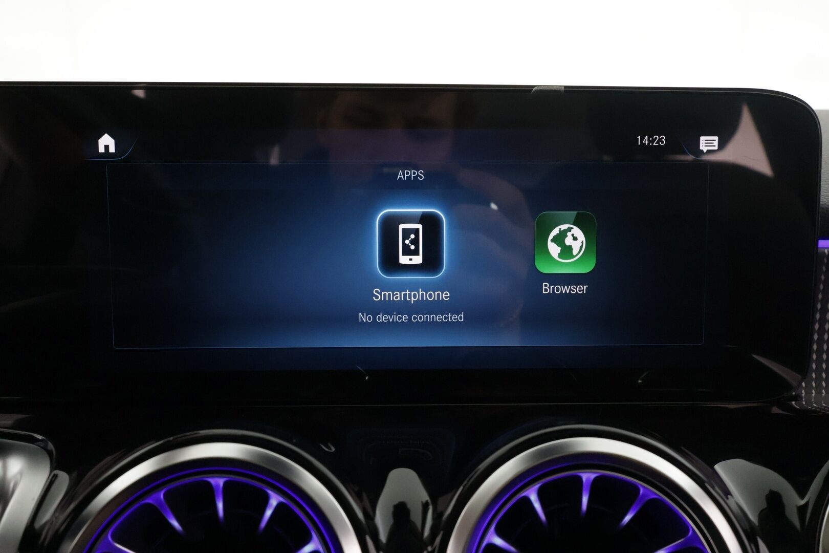 Mercedes-Benz EQB 2023 300 4MATIC Business - | Distronic+ | Lisälämmitin | Widescreen | HUD | Panorama | High Perofmance LED | Burmester | Puolinahat | Keyless | Apple&Android |