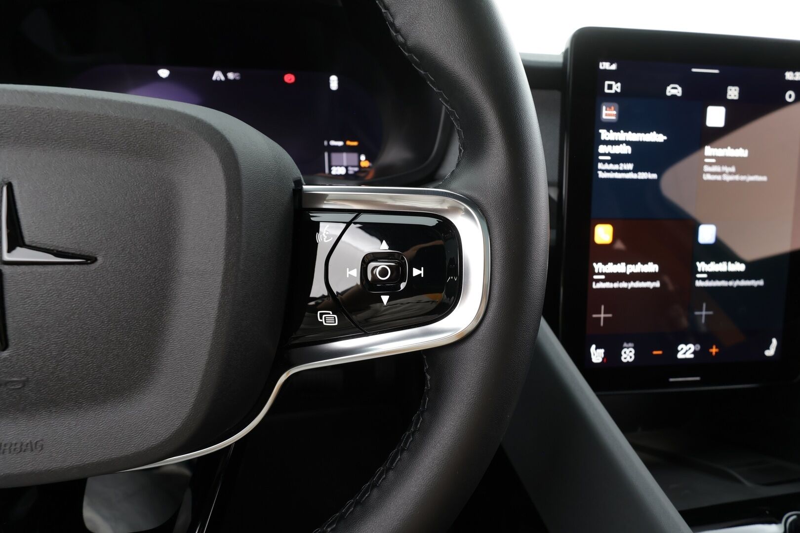 POLESTAR 2 2023 Performance * ACC / ILP / 360° / H&K / Muistipenkki / Lasikatto / LED / Navi * - Merkkihuollettu / Akku kuntotarkastettu SoH 95,2% - Osta nyt, maksa vasta ensi vuonna