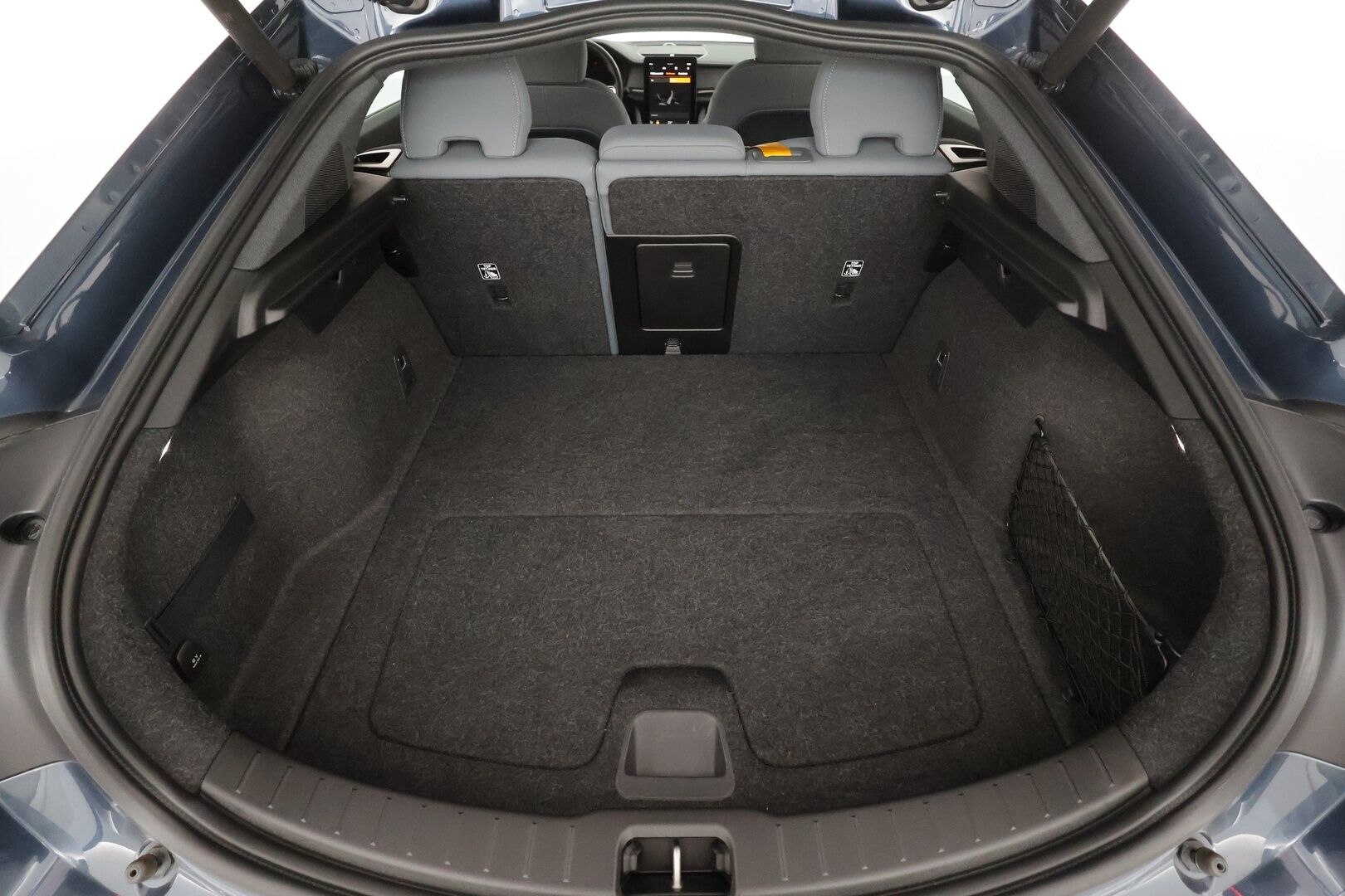 POLESTAR 2 2023 Performance * ACC / ILP / 360° / H&K / Muistipenkki / Lasikatto / LED / Navi * - Merkkihuollettu / Akku kuntotarkastettu SoH 95,2% - Osta nyt, maksa vasta ensi vuonna