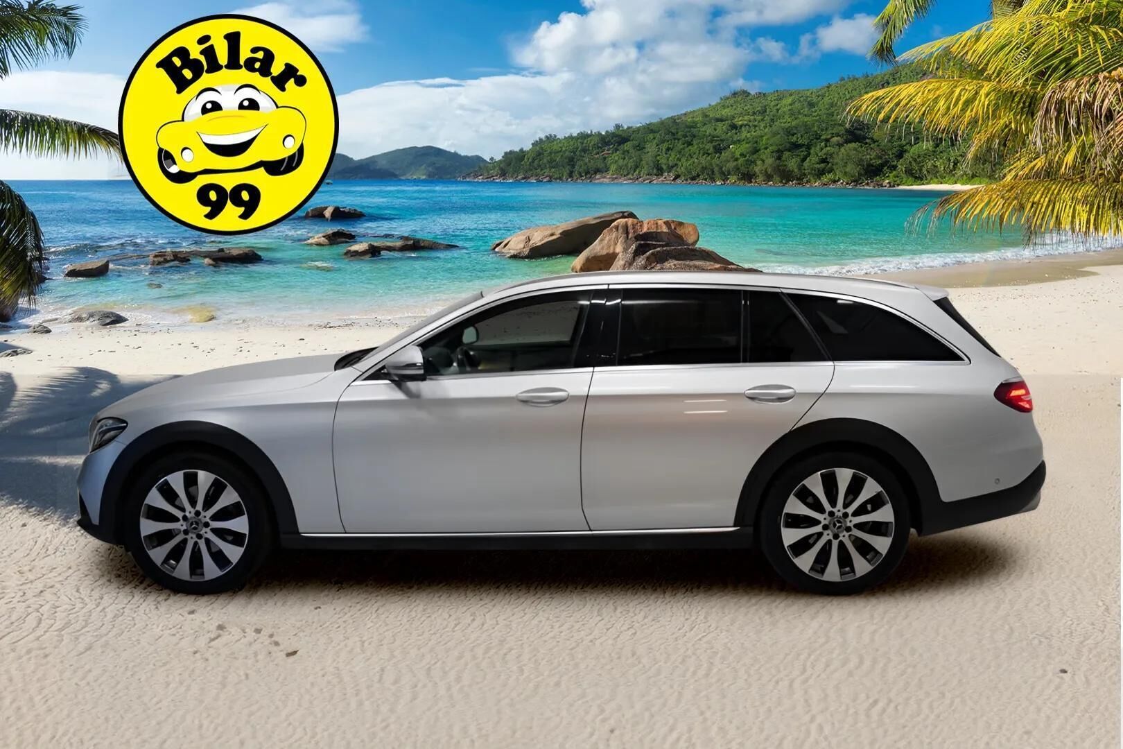 MERCEDES-BENZ E 2018 220 d 4Matic T A All-Terrain ** Widescreen / HUD / Webasto / Burmester / Air-Matic ** - Blis / 360° Kamera / Vetokoukku 