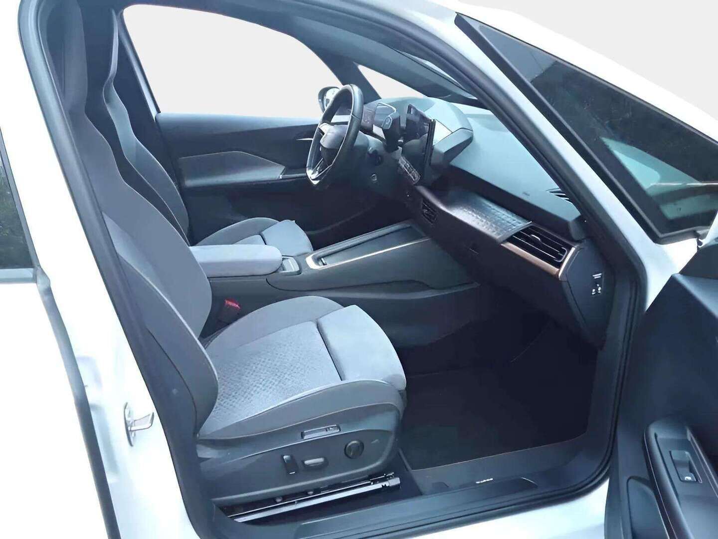 CUPRA BORN 2023 e-Boost 170 kW 77 kWh - Ennakkomyynnissä! ACC | Sähköpenkit | ILP | 360 kamera | HUD | Kaistavahti | Lisälämmitys | Pilot L | LED - KORKO VAIN 3,99 %