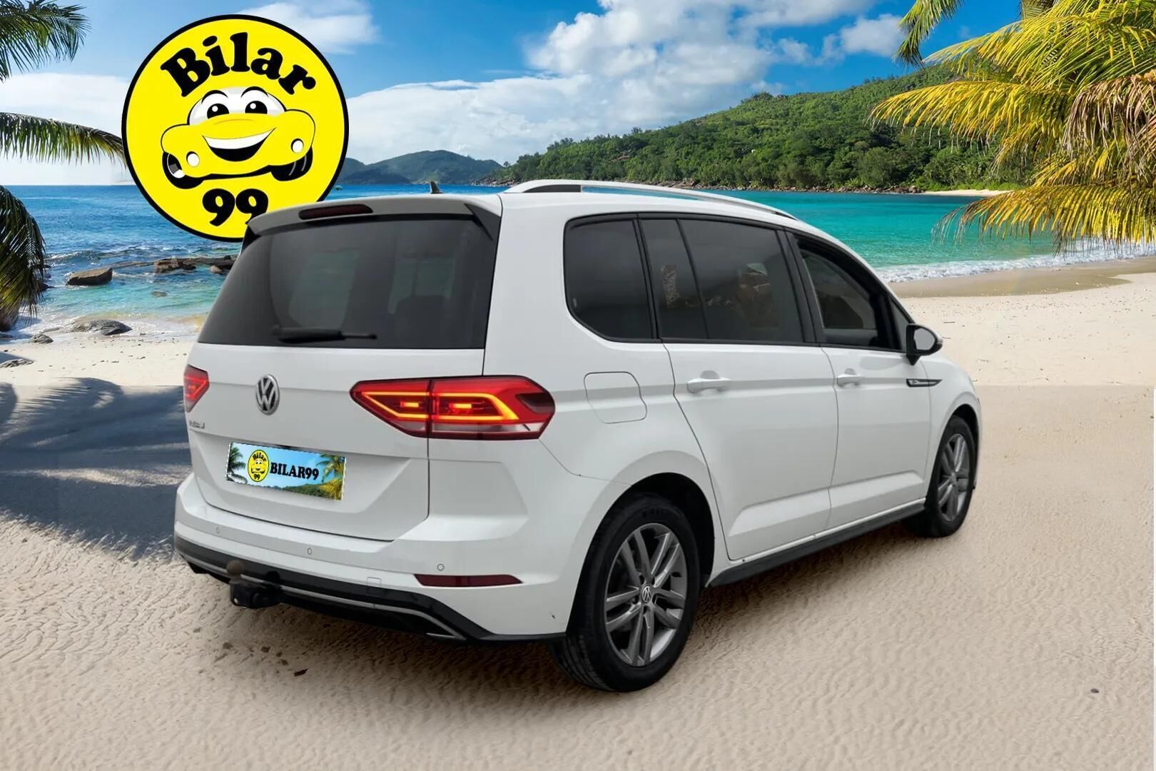 VOLKSWAGEN TOURAN 2019 R-Line 1,5 TSI EVO 110 kW DSG 7-Paik ** Adapt.vakkari / P-Kamera / Webasto / Koukku / TULOSSA ** - 3,99 % KORKOTARJOUS TÄHÄN AUTOON - 