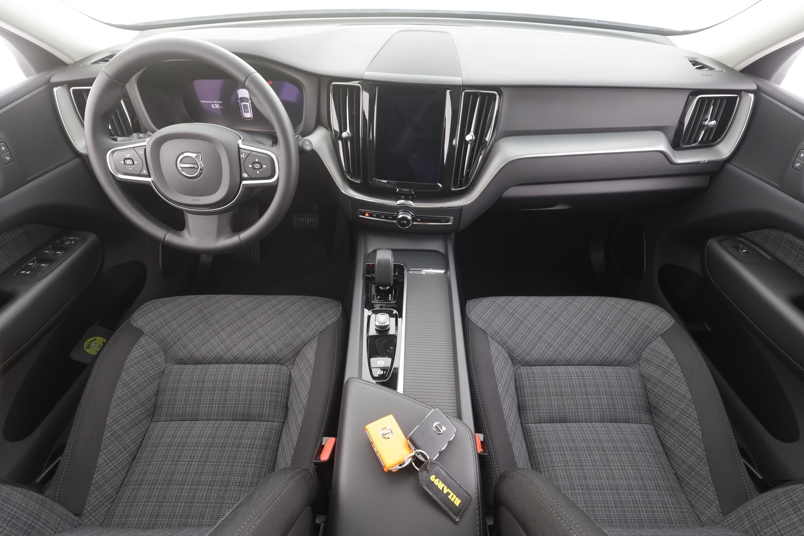 Volvo XC60 2023 T6 Recharge Long Range AWD Bright Core - | ACC | Webasto | Full-LED | Panorama | High Performance audio | Osasähköt | Keyless | P.Kamera | Apple&Android | Merkkihuollettu | Kahdet Renkaat |