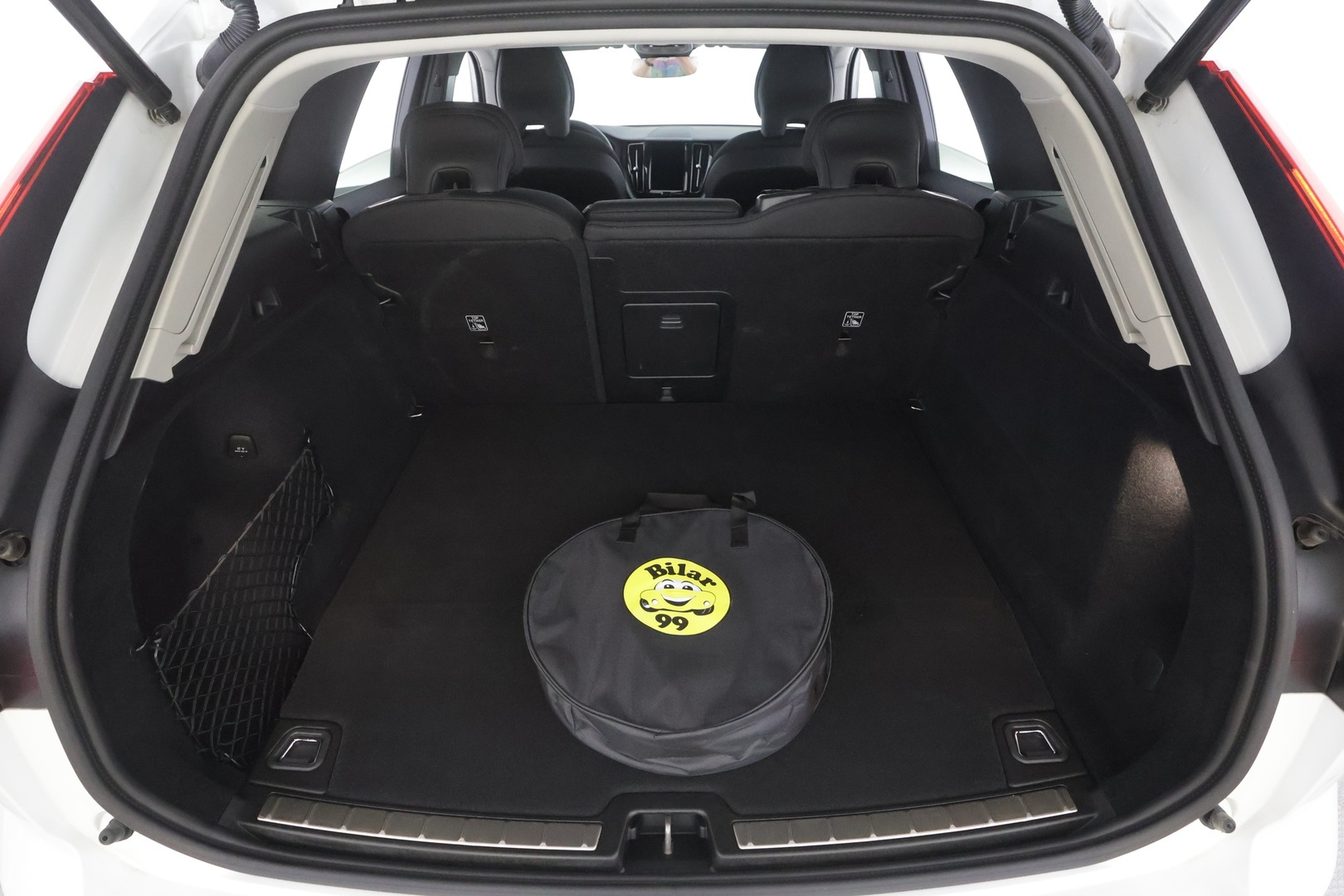 Volvo XC60 2023 T6 Recharge Long Range AWD Bright Core - | ACC | Webasto | Full-LED | Panorama | High Performance audio | Osasähköt | Keyless | P.Kamera | Apple&Android | Merkkihuollettu | Kahdet Renkaat |
