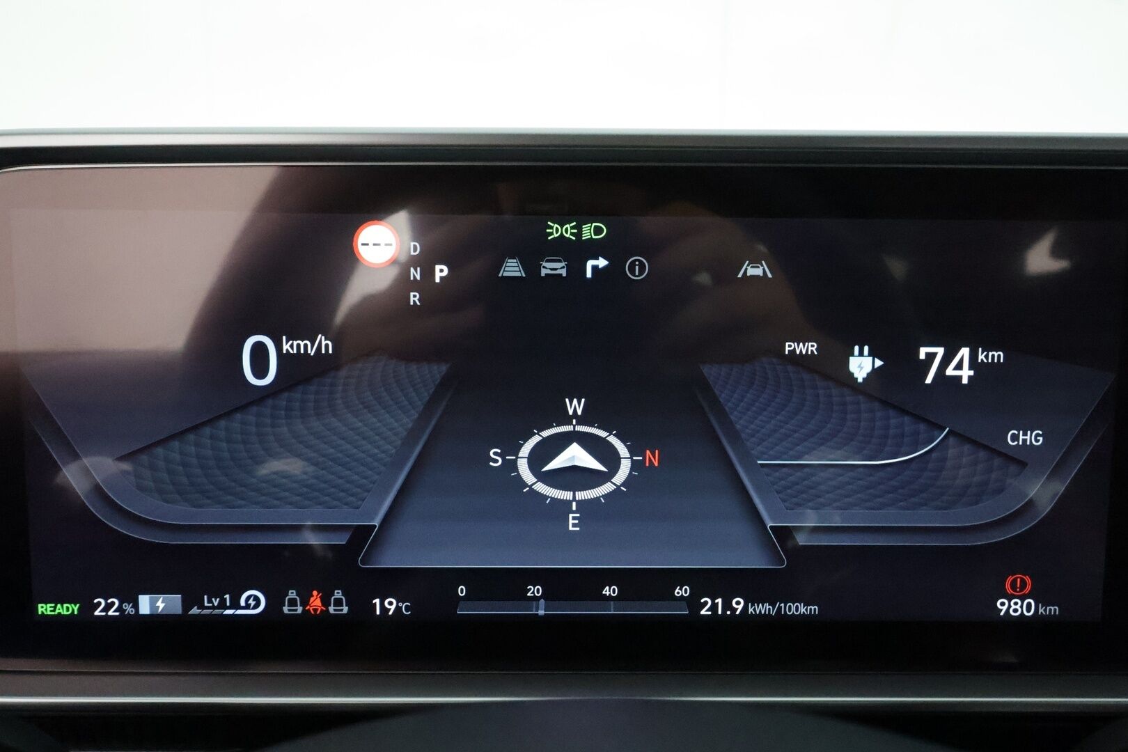 HYUNDAI IONIQ 6 2023 AWD First Edition 77 kWh 325 hv **Adapt.vakkari / Bose / HUD / 360° / Sähköpenkit / Lämpöpumppu / LED / Navi** - 3,99 % KORKOTARJOUS TÄHÄN AUTOON 31.8. ASTI! - Akku kuntotarkastettu / Muistipenkki / Puolinahat / Penkinlämmittimet takana / Ratinlämmitin / Lasikattoluukku / Widescreen