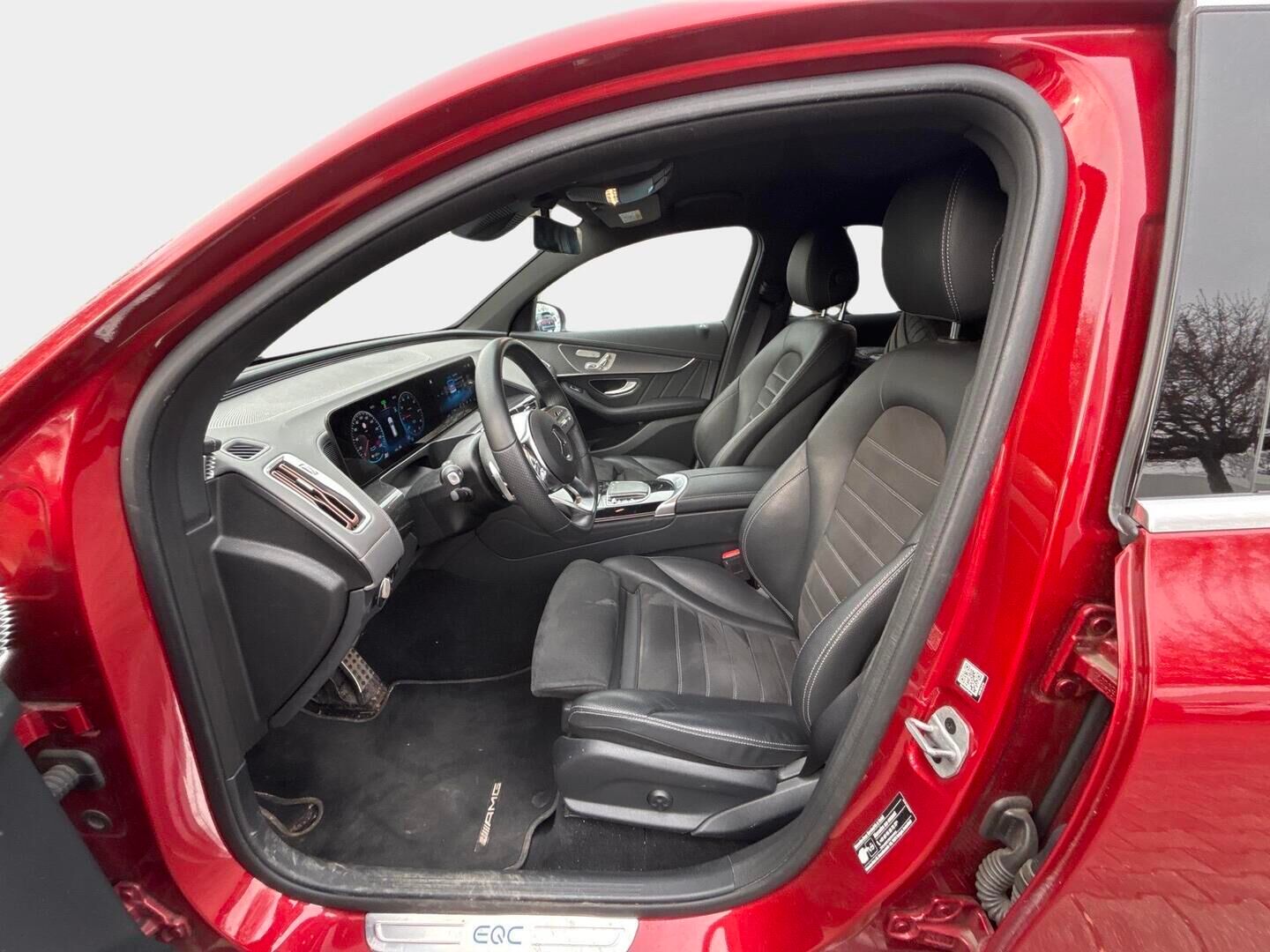 MERCEDES-BENZ EQC 2021 400 4Matic / AMG-sisäp. / Distronic / 360°-kamera / Muistipenkki / 11kW-lataus - HULLUT AVAJAISHULINAT KORKOTARJOUS 3,29 %