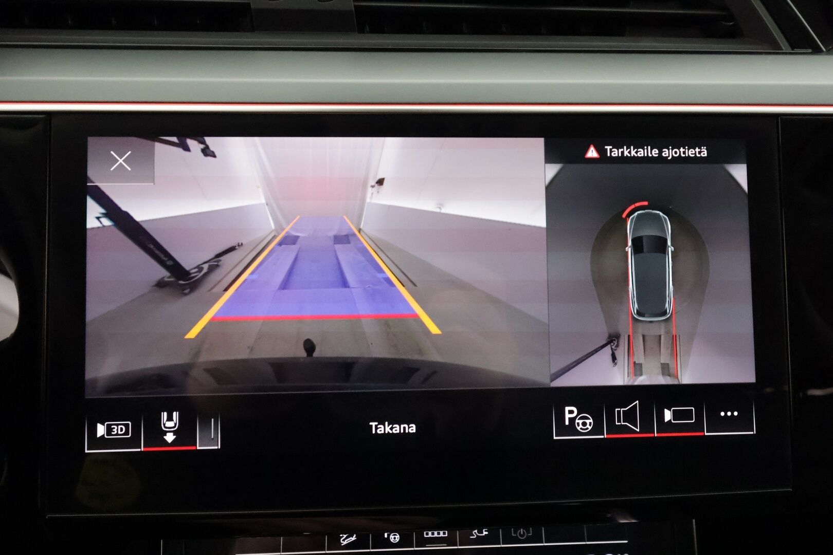 AUDI Q8 E-TRON 2024 55 Quattro  - | ACC | Lisälämmitin | Koukku | Matrix-LED | B&O | Panorama | Muistipenkki | Ilma-alusta | 360-Kamera | Merkkihuollettu | Kahdet renkaat |