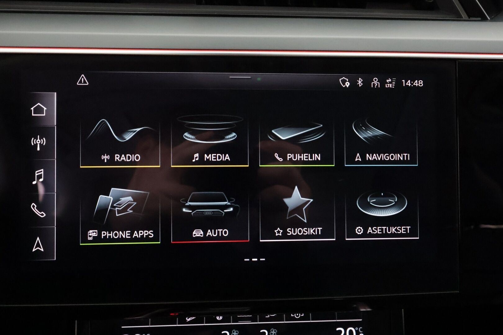 AUDI Q8 E-TRON 2024 55 Quattro  - | ACC | Lisälämmitin | Koukku | Matrix-LED | B&O | Panorama | Muistipenkki | Ilma-alusta | 360-Kamera | Merkkihuollettu | Kahdet renkaat |