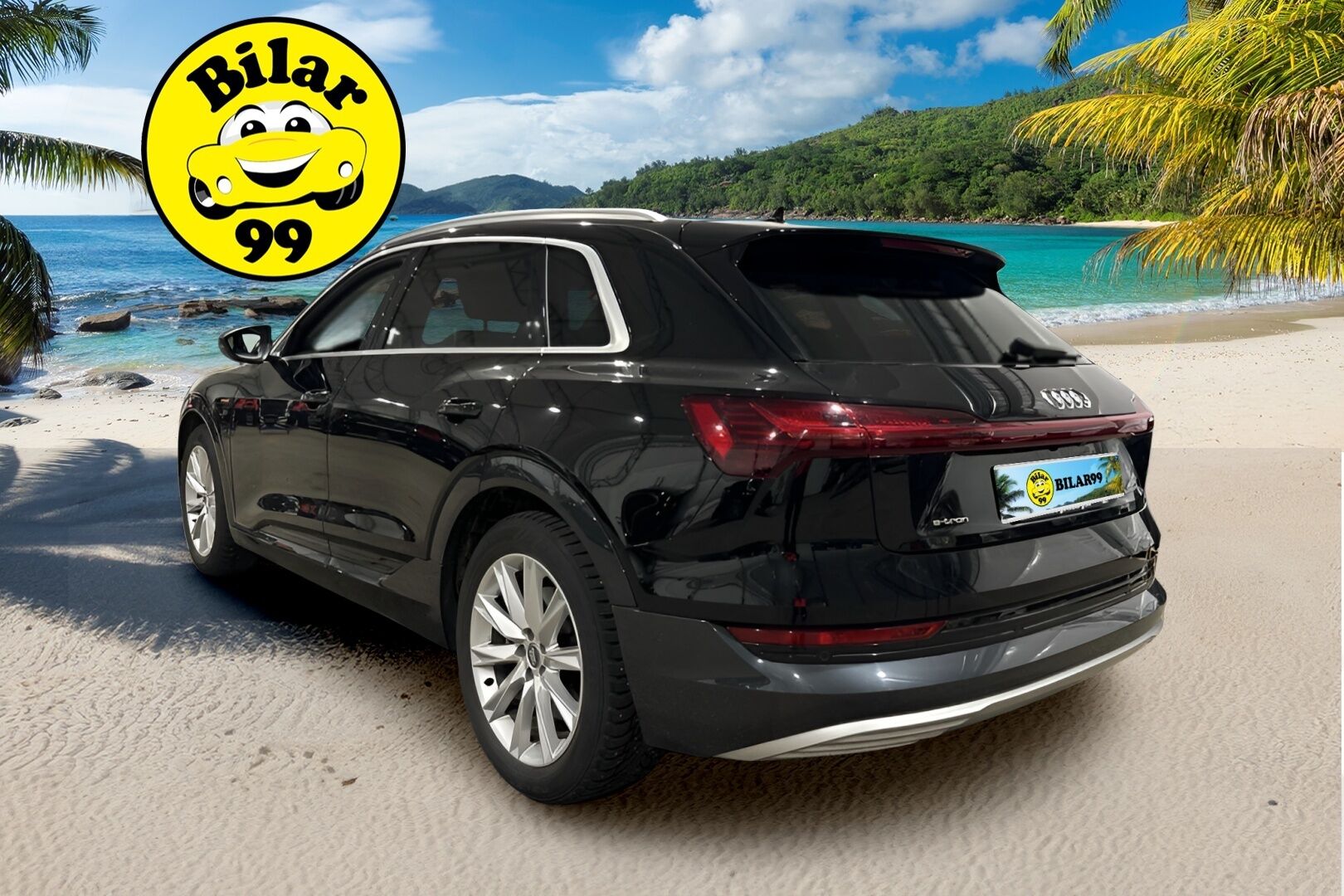 AUDI E-TRON 2021 Advanced 55 quattro - 3,99 % KORKOTARJOUS TÄHÄN AUTOON - Adapt.Vakkari / Sähkösäätöiset sportistuimet / Navi / Peruutuskamera / TULOSSA //