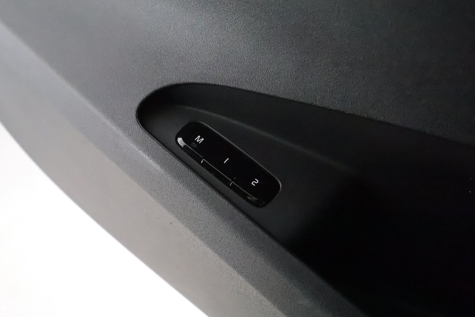 POLESTAR 2 2024 Long Range Single Motor 220kw ** Facelift / Pilot-paketti / Pixel LED / Vetokoukku / 360 Kamera / Keyless / Apple&Android** - 3,99 % KORKOTARJOUS TÄHÄN AUTOON - Akku kuntotarkastettu! / Kahdet renkaat