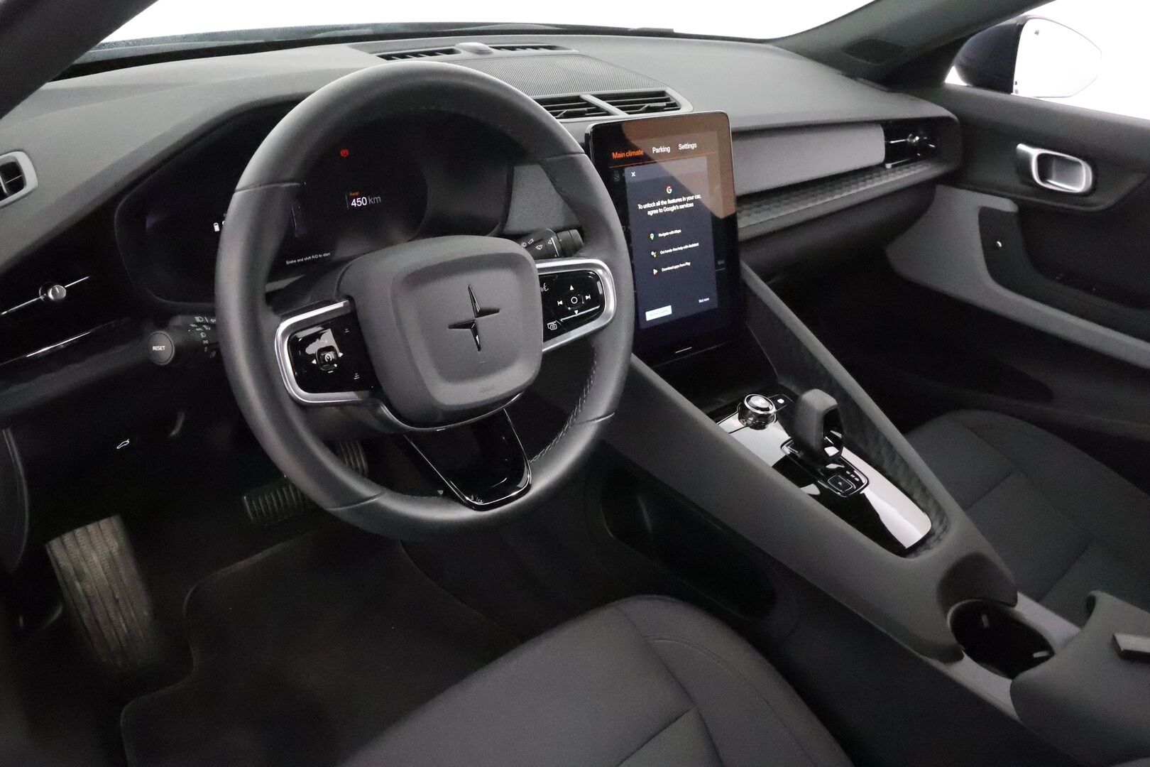 POLESTAR 2 2024 Long Range Single Motor 220kw ** Facelift / Pilot-paketti / Pixel LED / Vetokoukku / 360 Kamera / Keyless / Apple&Android** - 3,99 % KORKOTARJOUS TÄHÄN AUTOON - Akku kuntotarkastettu! / Kahdet renkaat