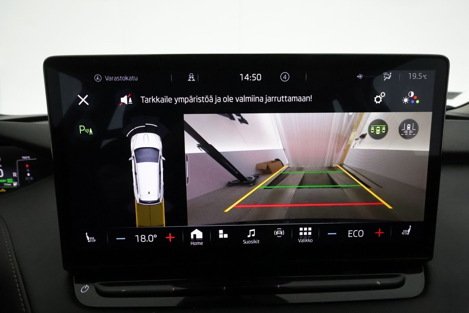 SKODA ENYAQ 2022 82kWh iV80 4X4 **ILP / ACC / Matrix-LED / P.Kamera / Nahkaverhoilu / Navi / Kaistavahti / Keyless** - 3,99 % KORKOTARJOUS TÄHÄN AUTOON 7.9. ASTI! - Kahdet Renkaat / Merkkihuollettu!