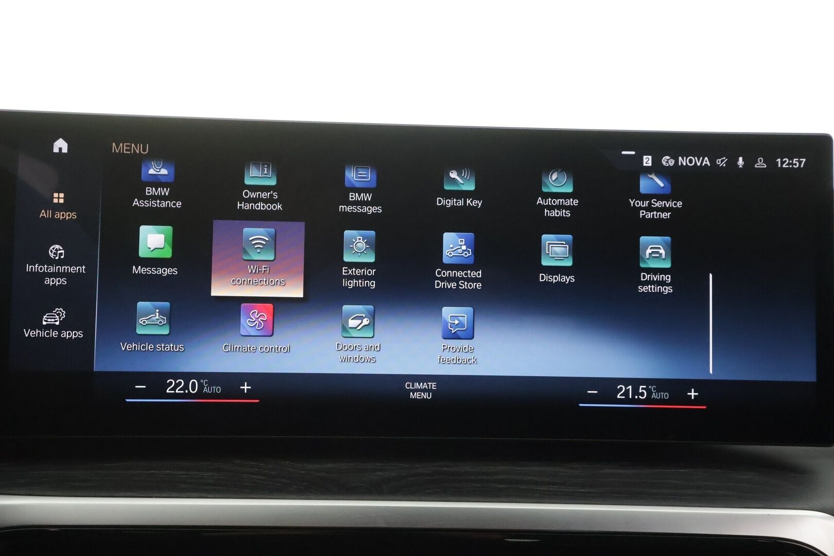 BMW i4 2023 eDrive35 Charged Plus - | ACC | Lisälämmitin | Koukku | H/K | HUD | widescreen | Muistipenkki | 360-Kamera | LED | Sporttipenkit | Ratinlämmitys | Comfort access | Kahdet Renkaat |