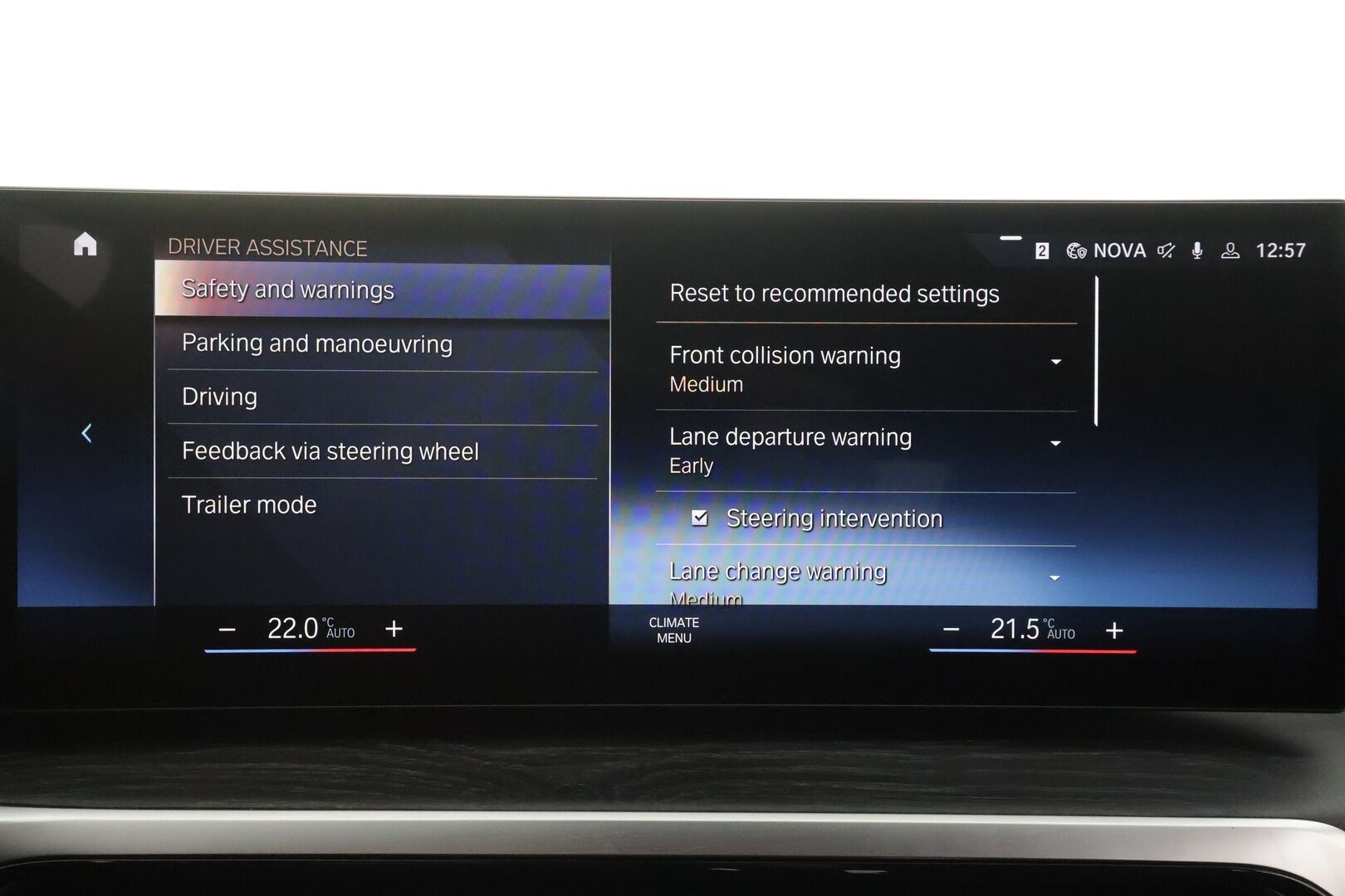 BMW i4 2023 eDrive35 Charged Plus - | ACC | Lisälämmitin | Koukku | H/K | HUD | widescreen | Muistipenkki | 360-Kamera | LED | Sporttipenkit | Ratinlämmitys | Comfort access | Kahdet Renkaat |