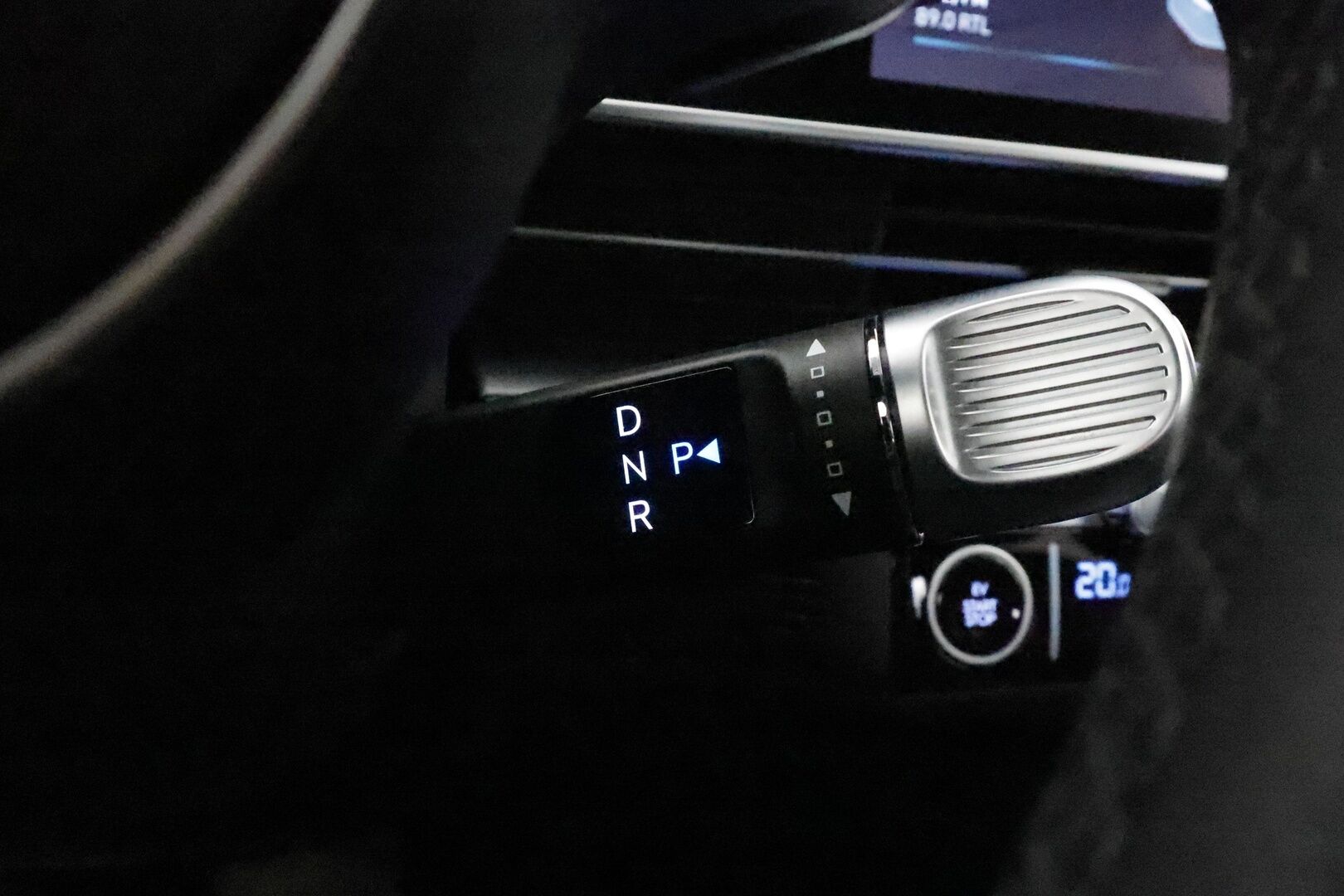 HYUNDAI IONIQ 6 2023 77kWh AWD **HUD / Adapt. vakkari / HDA / P.kamera / Keyless / Sähköpenkit / Apple&Android** - 3,99 % KORKOTARJOUS TÄHÄN AUTOON - Tehdastakuu voimassa! / 