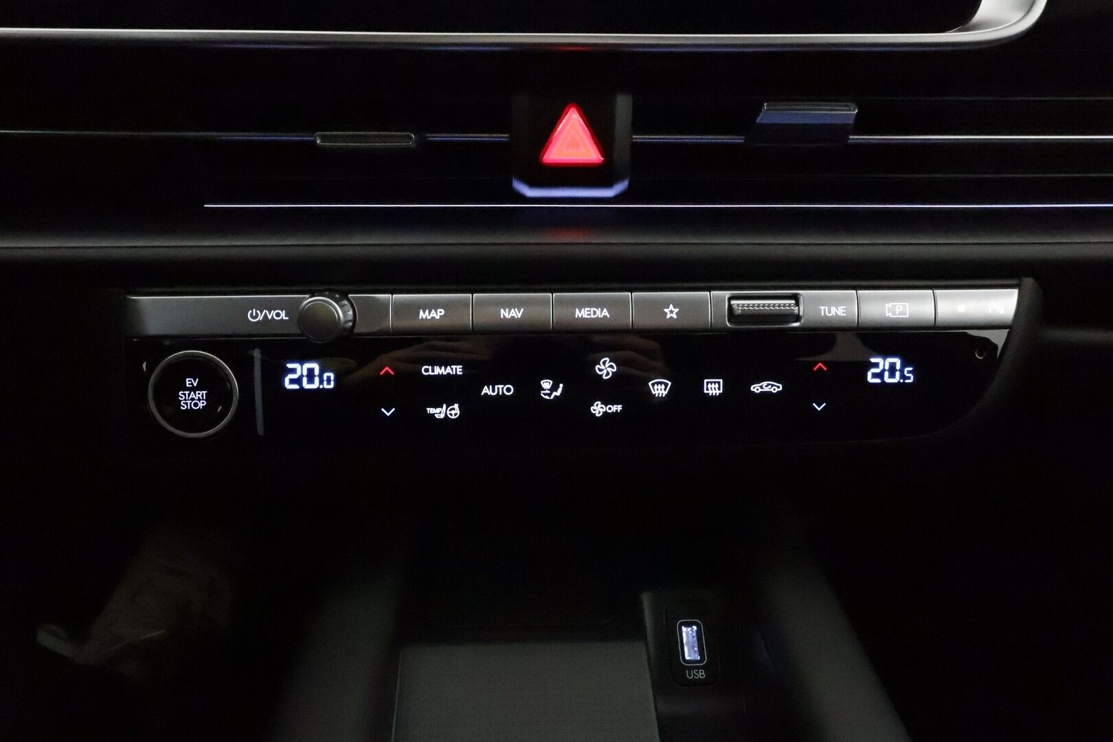 HYUNDAI IONIQ 6 2023 77kWh AWD **HUD / Adapt. vakkari / HDA / P.kamera / Keyless / Sähköpenkit / Apple&Android** - 3,99 % KORKOTARJOUS TÄHÄN AUTOON - Tehdastakuu voimassa! / 