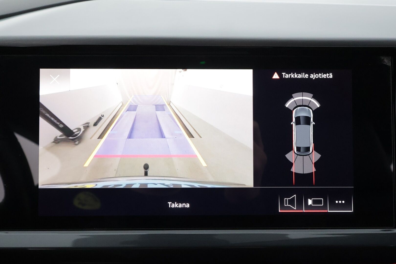 Audi Q4 e-tron 2022 50 e-tron quattro Sportback - | 2x S-Line | ACC | ILP | Koukku | SONOS | Matrix | Ambient light | Puolinahat | P.kamera | Sporttipenkit | Side Assist | Navi | Sähk. takaluukku |