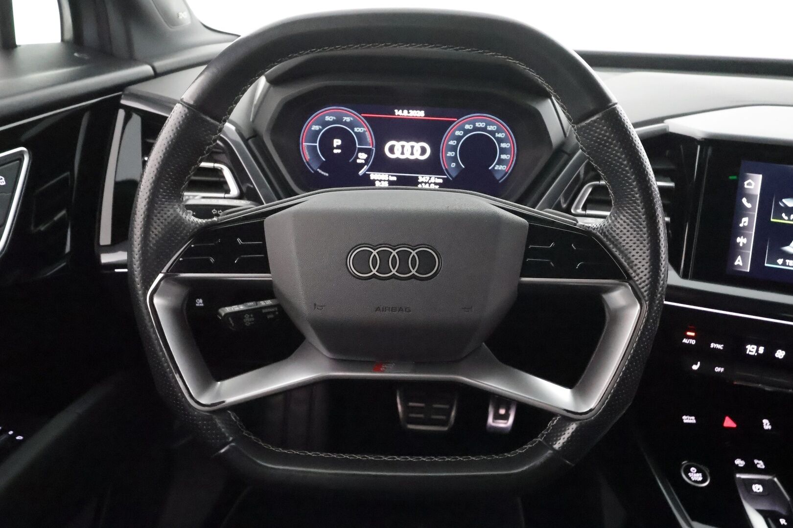Audi Q4 e-tron 2022 50 e-tron quattro Sportback - | 2x S-Line | ACC | ILP | Koukku | SONOS | Matrix | Ambient light | Puolinahat | P.kamera | Sporttipenkit | Side Assist | Navi | Sähk. takaluukku |