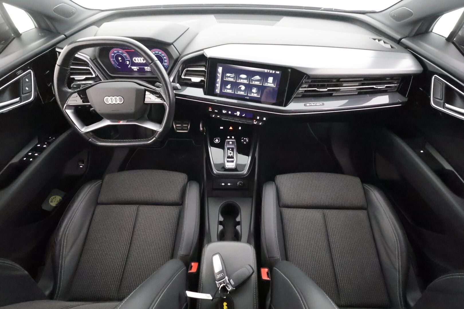 Audi Q4 e-tron 2022 50 e-tron quattro Sportback - | 2x S-Line | ACC | ILP | Koukku | SONOS | Matrix | Ambient light | Puolinahat | P.kamera | Sporttipenkit | Side Assist | Navi | Sähk. takaluukku |