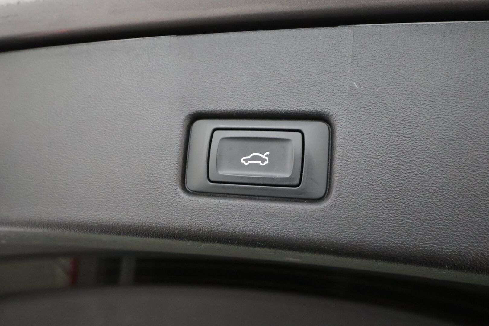 Audi Q4 e-tron 2022 50 e-tron quattro Sportback - | 2x S-Line | ACC | ILP | Koukku | SONOS | Matrix | Ambient light | Puolinahat | P.kamera | Sporttipenkit | Side Assist | Navi | Sähk. takaluukku |