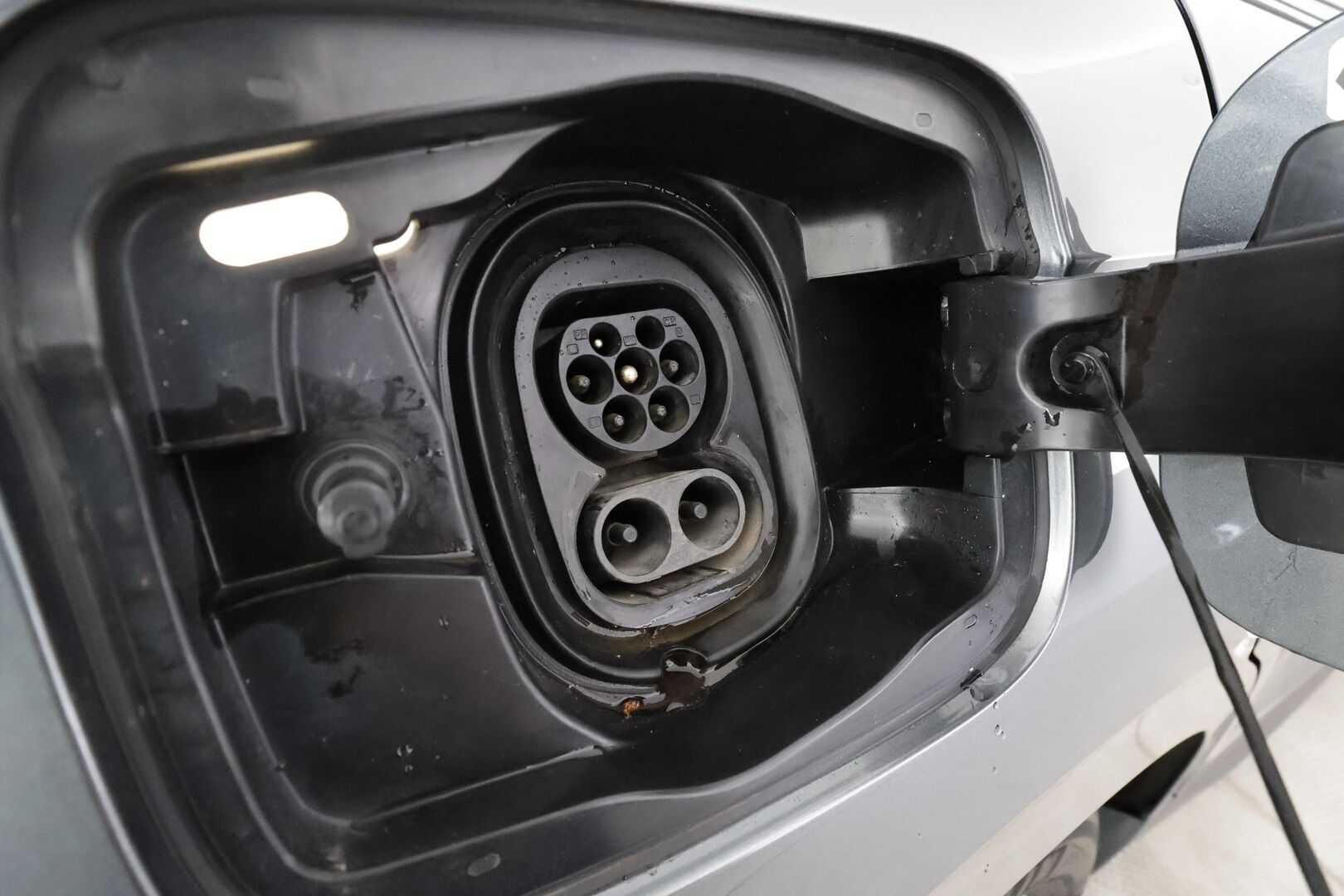SKODA ENYAQ 2023 80x 4x4 iV - | ILP | Koukku | ACC | Matrix-LED | P.Kamera | Navi | Kaistavahti | Keyless | Digimittaristo | Kahdet renkaat | Merkkihuollot | 