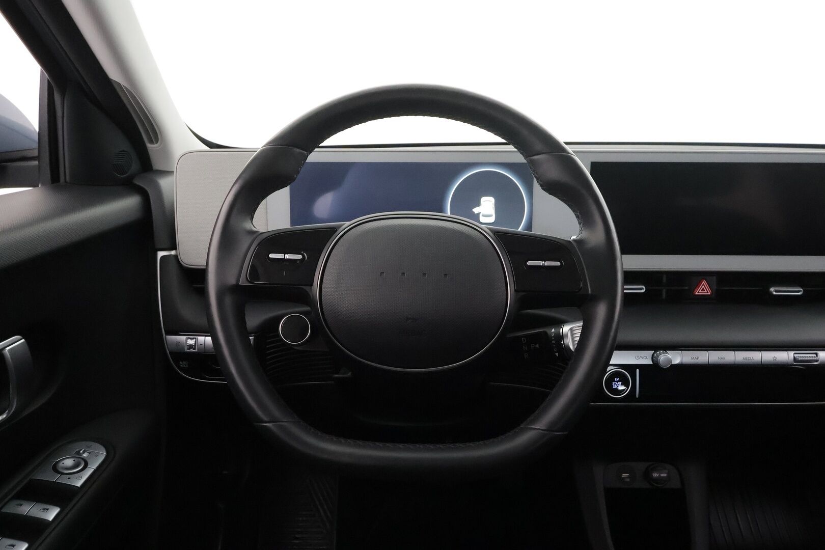 Hyundai IONIQ 5 2023 77 kWh 229 hv Style - | ACC | ILP | P.kamera | HDA | Lane Assist | Lämm. ratti | Digimittaristo | Apple & Android | LED | Aut. pitkät | 2x renkaat aluin | Merkkihuollettu |
