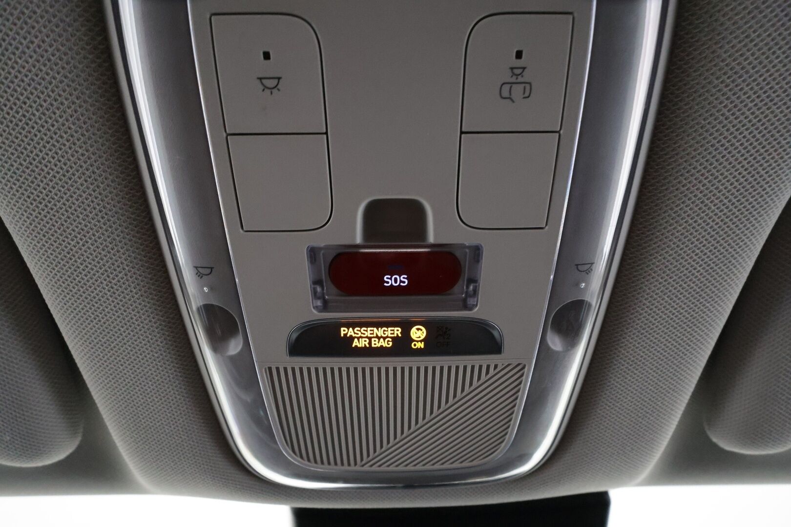 Hyundai IONIQ 5 2023 77 kWh 229 hv Style - | ACC | ILP | P.kamera | HDA | Lane Assist | Lämm. ratti | Digimittaristo | Apple & Android | LED | Aut. pitkät | 2x renkaat aluin | Merkkihuollettu |