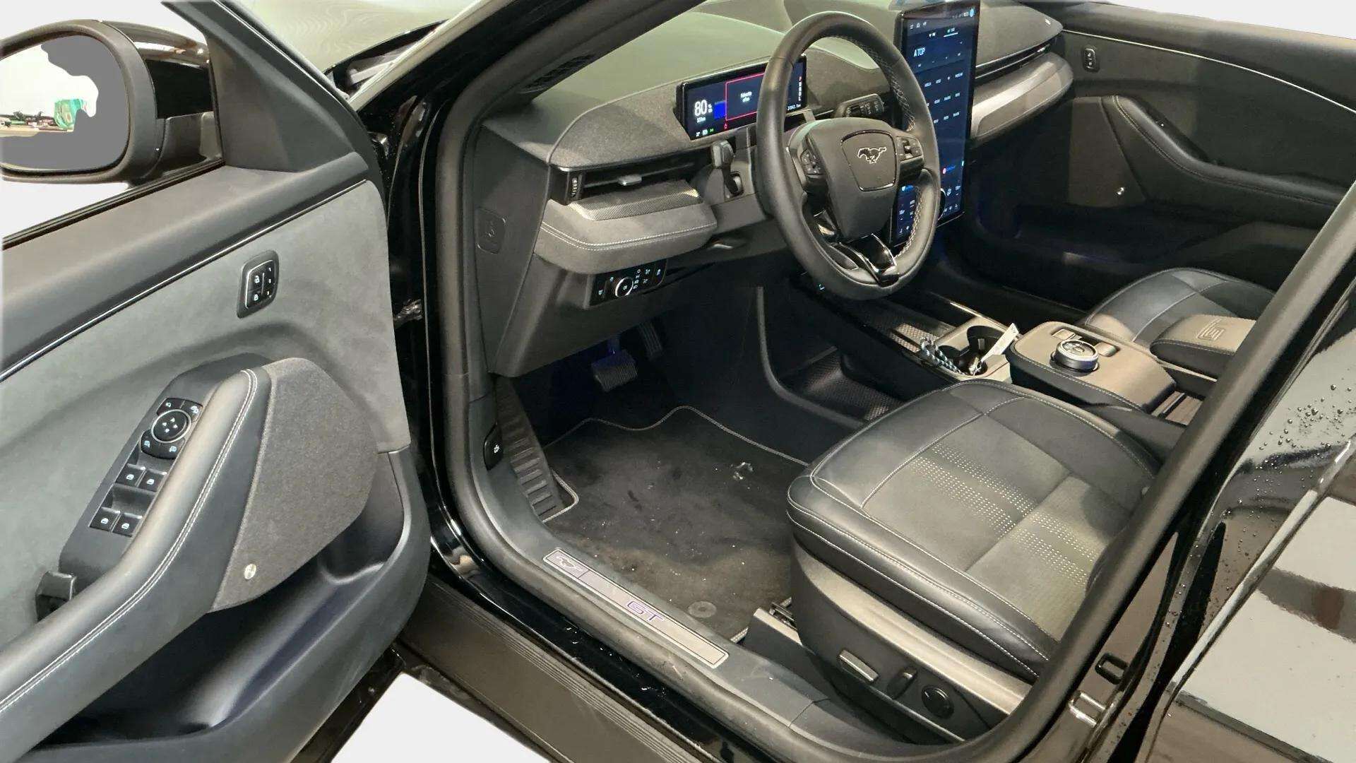 FORD MUSTANG MACH-E 2024 98kWh 487hv AWD GT 5-ovinen - Ennakkomyynnissä | ACC | B&O | Muistipenkki | 360 kamera | Navi | Panorama