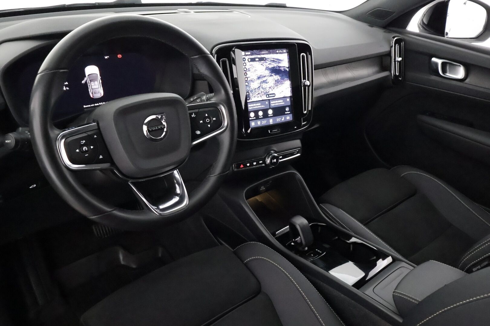 Volvo C40 2023 Recharge Single Motor Plus - | ACC | ILP | Pixel-LED | Lasikatto | High Performance audio | Muistipenkki | P.Kamera | Kahdet Renkaat |