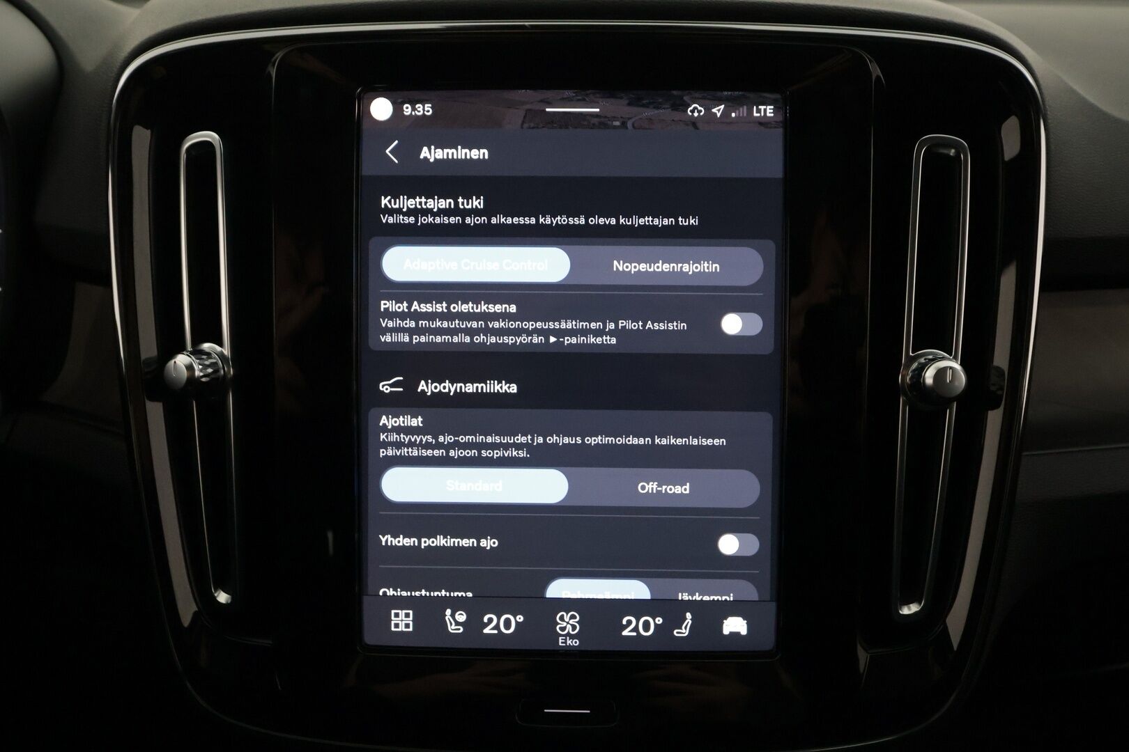 Volvo C40 2023 Recharge Single Motor Plus - | ACC | ILP | Pixel-LED | Lasikatto | High Performance audio | Muistipenkki | P.Kamera | Kahdet Renkaat |