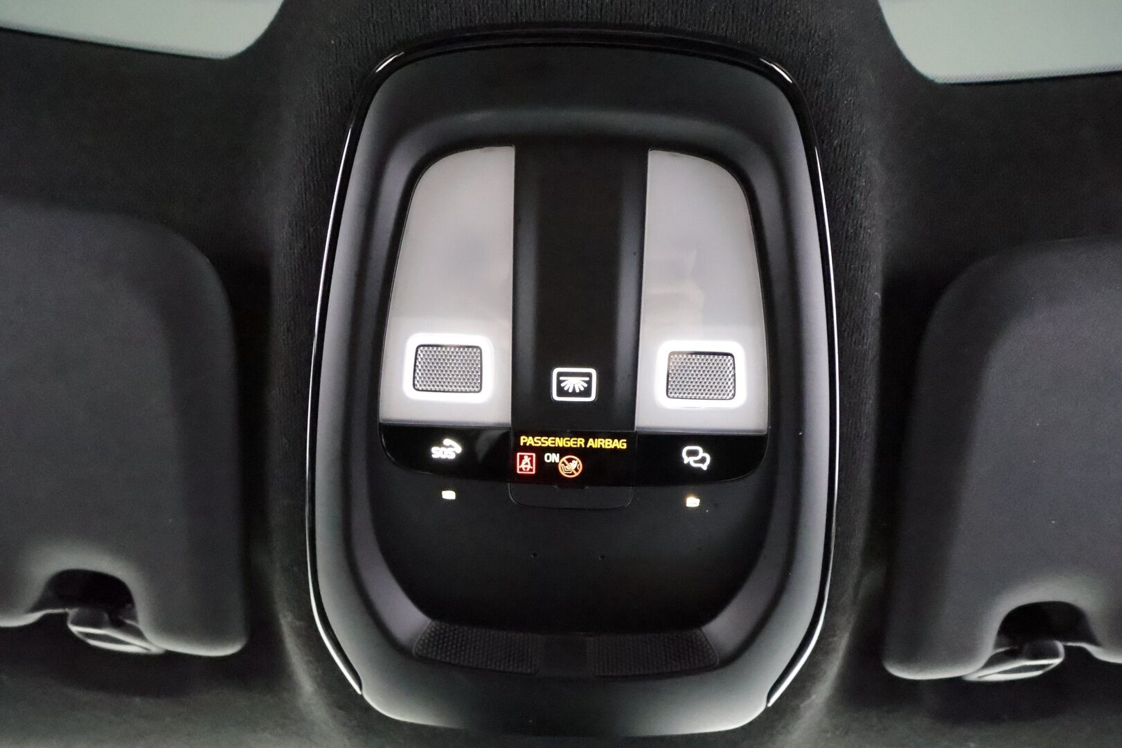 Volvo C40 2023 Recharge Single Motor Plus - | ACC | ILP | Pixel-LED | Lasikatto | High Performance audio | Muistipenkki | P.Kamera | Kahdet Renkaat |
