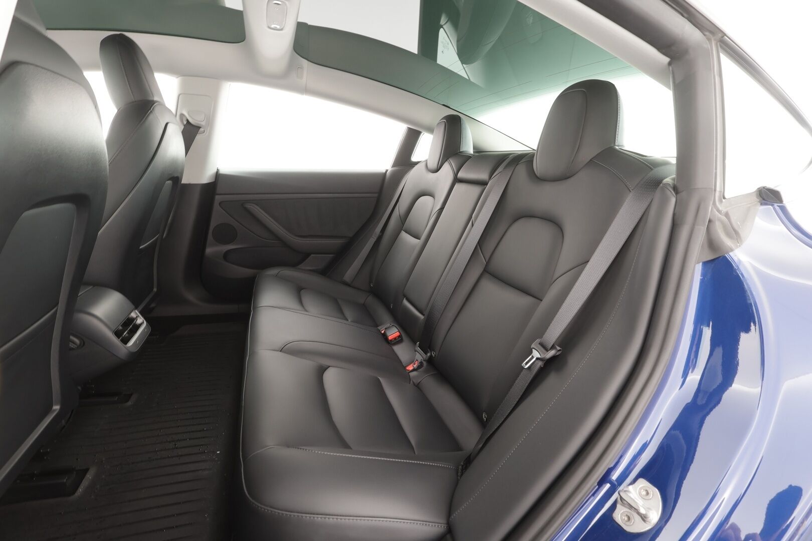 TESLA MODEL 3 2021 Standard Range Plus - | ILP | Lasikatto | ACC | Matrix-LED | Muistipenkki | P.Kamera | Navi | Kaistavahti | Keyless |