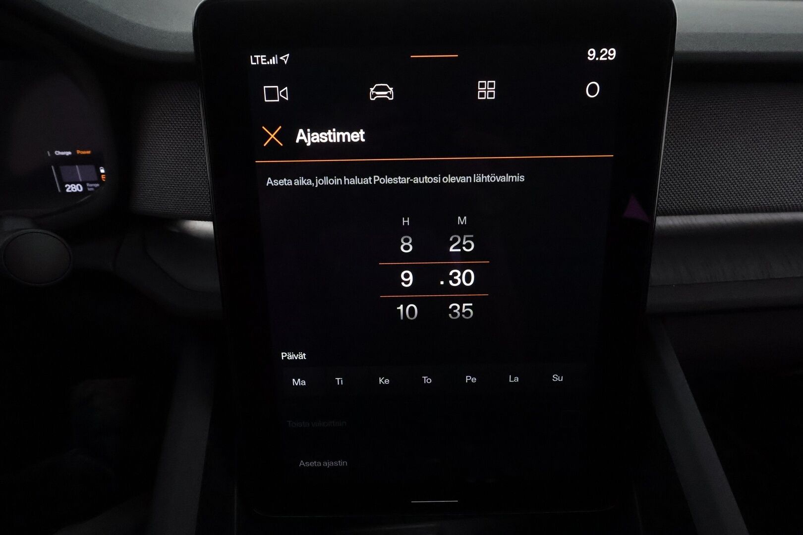 POLESTAR 2 2024 Long Range Dual Motor 310kw **Facelift / Pilot&Plus / Vetokoukku / Harman&Kardon / 360 Kamera / Pixel LED / Muistipenkki** - 3,99 % KORKOTARJOUS TÄHÄN AUTOON - Akku kuntotarkastettu / Tehdastakuu voimassa / Kahdet renkaat vanteilla