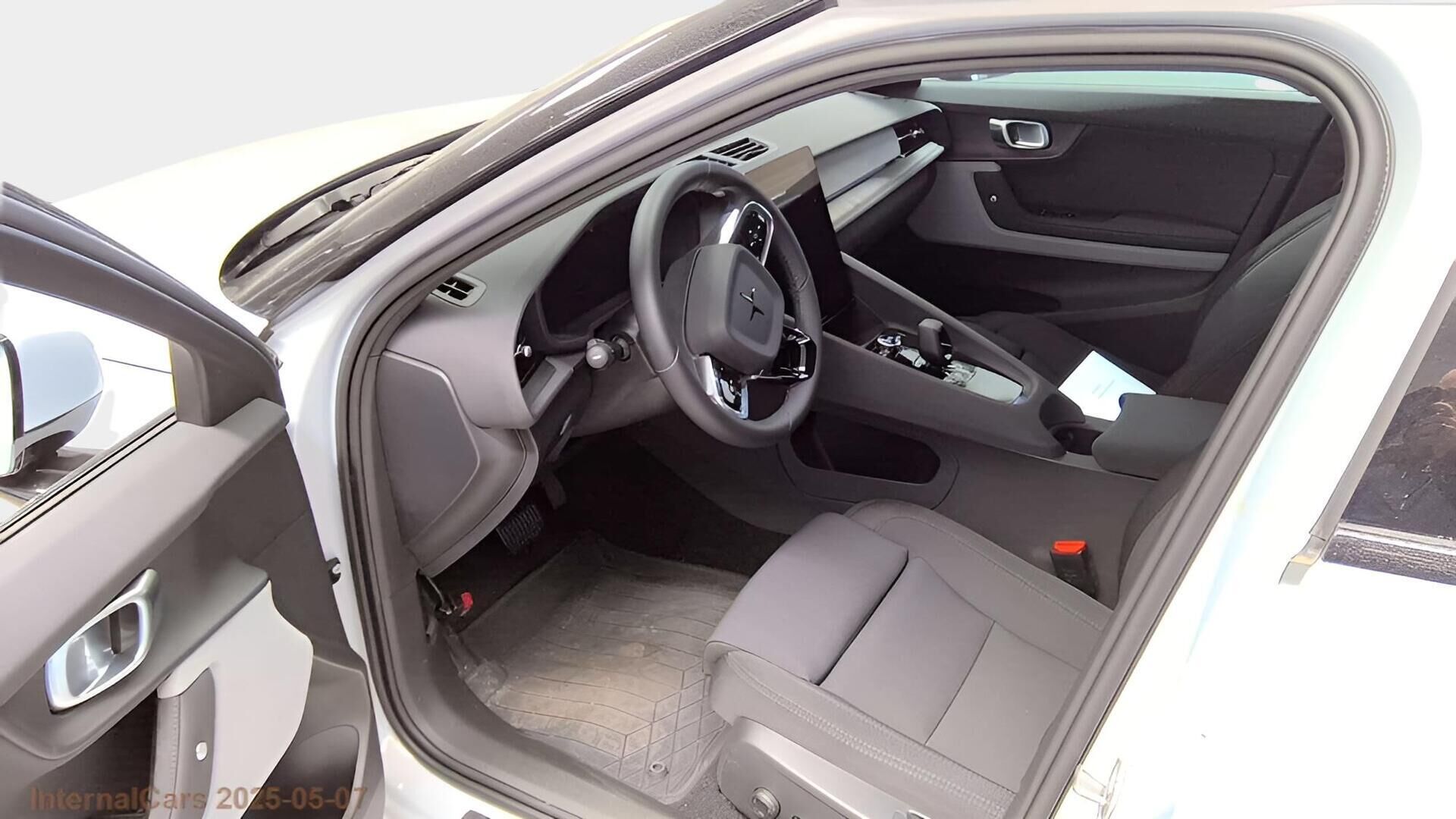 POLESTAR 2 2024 Long Range Dual Motor 310kw 82kwh / Pilot&Plus / Vetokoukku / Harman&Kardon / 360° kamera / Pixel-valot / TULOSSA - 3,99 % KORKOTARJOUS TÄHÄN AUTOON - 31.5. ASTI! - 