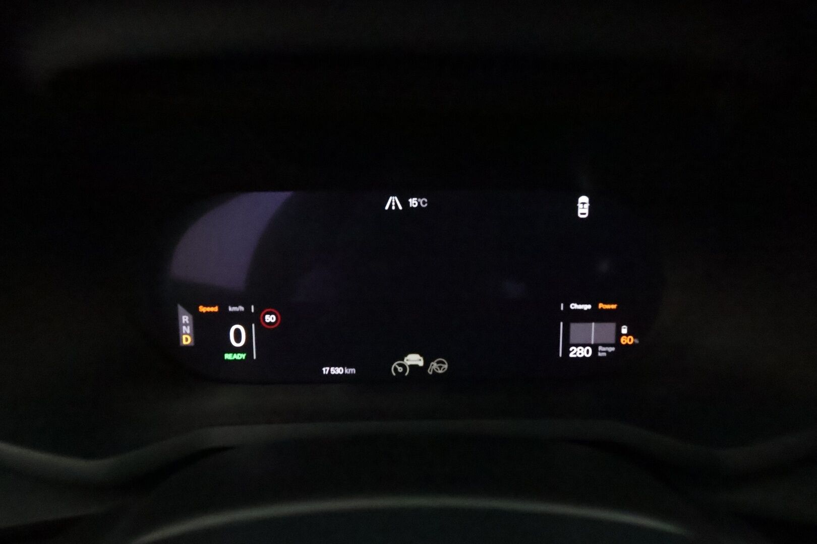 POLESTAR 2 2024 Long Range Dual Motor 310kw **Facelift / Pilot&Plus / Vetokoukku / Harman&Kardon / 360 Kamera / Pixel LED / Muistipenkki** - 3,99 % KORKOTARJOUS TÄHÄN AUTOON - Akku kuntotarkastettu / Tehdastakuu voimassa / Kahdet renkaat vanteilla