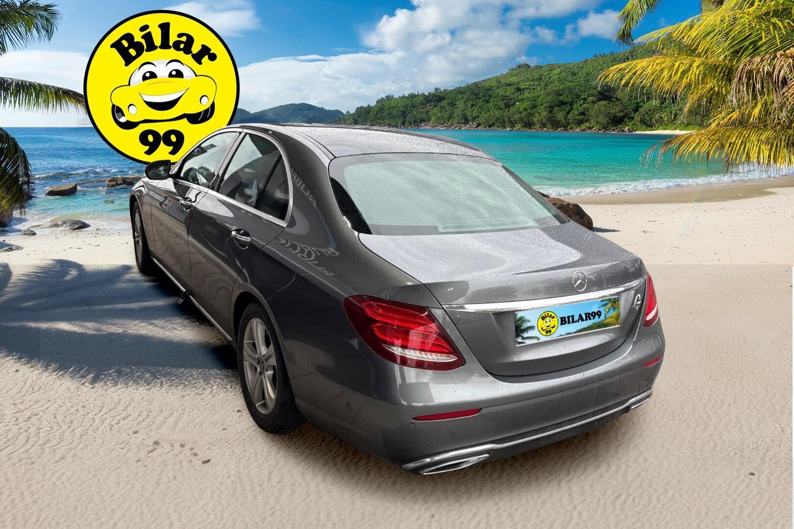 MERCEDES-BENZ E 2017 220 d A Premium Business * Multibeam / Distronic / Webasto / Muistipenkit / Widescreen / 360° / Panorama / HUD * - Kahdet renkaat aluvanteilla - HULLUT AVAJAISHULINAT KORKOTARJOUS 3,29 %