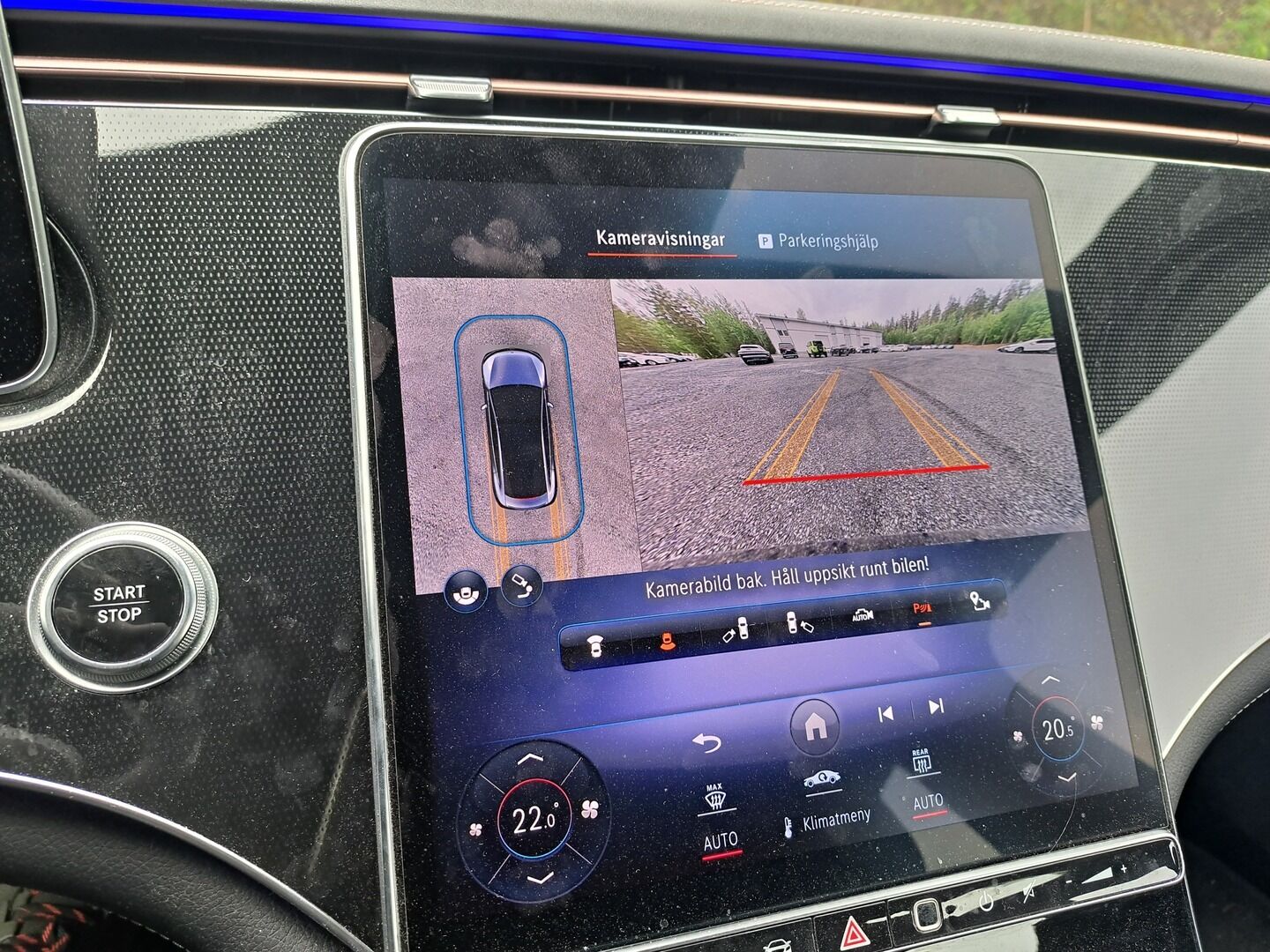 MERCEDES-BENZ EQE 2024 89kWh 300 Avantgarde **Koukku / Lämpöpumppu / 360 kamera / Distronic + / Burmester / Muistipenkit / TULOSSA! - 3,99 % KORKOTARJOUS TÄHÄN AUTOON - 