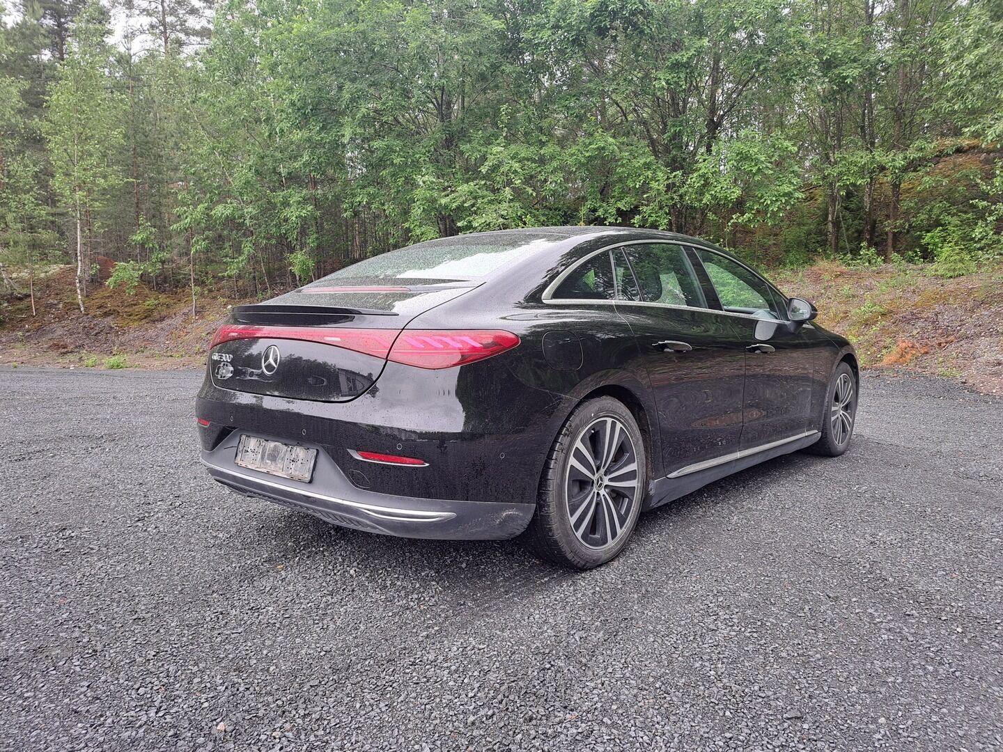 MERCEDES-BENZ EQE 2024 89kWh 300 Avantgarde **Koukku / Lämpöpumppu / 360 kamera / Distronic + / Burmester / Muistipenkit / TULOSSA! - 3,99 % KORKOTARJOUS TÄHÄN AUTOON - 