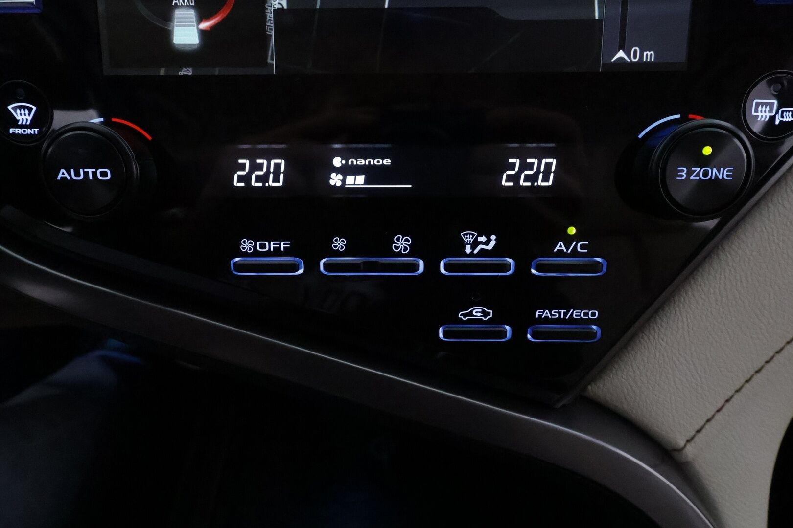 TOYOTA CAMRY 2019 2.5Hybrid Executive *HUD / JBL / LED / P.Kamera / Nahkaverhoilu / Kaistavahti / Navi / KeylessGO* - Kahdet Renkaat