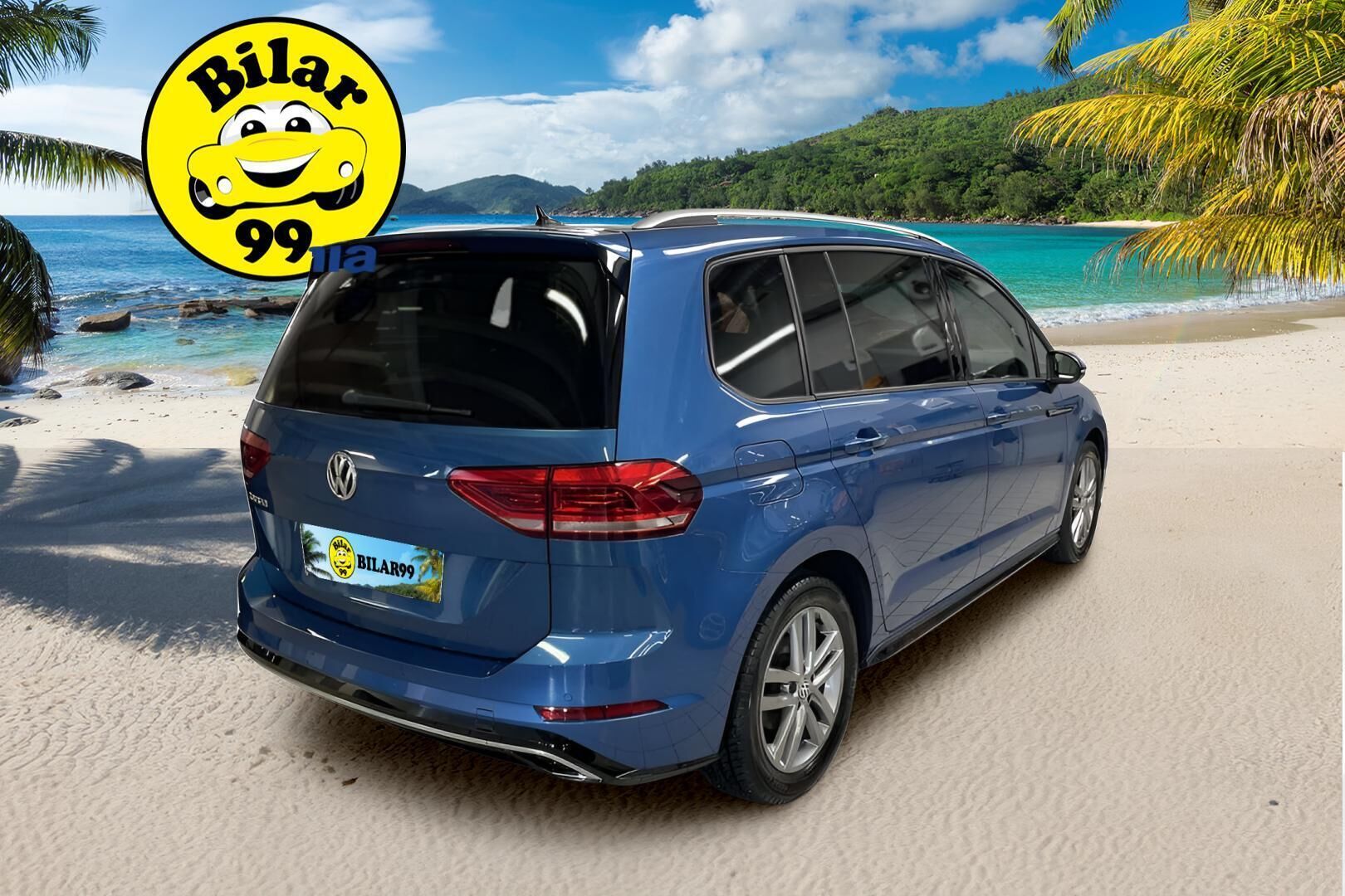 VOLKSWAGEN TOURAN 2019 R-Line 1,5 TSI EVO 110 kW DSG 7-P ** Adapt.vakkari / Webasto / P-Kamera / TULOSSA ** - 3,99 % KORKOTARJOUS TÄHÄN AUTOON - Koukku / MirrorLink / LED 