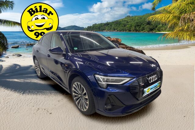 AUDI E-TRON 2022