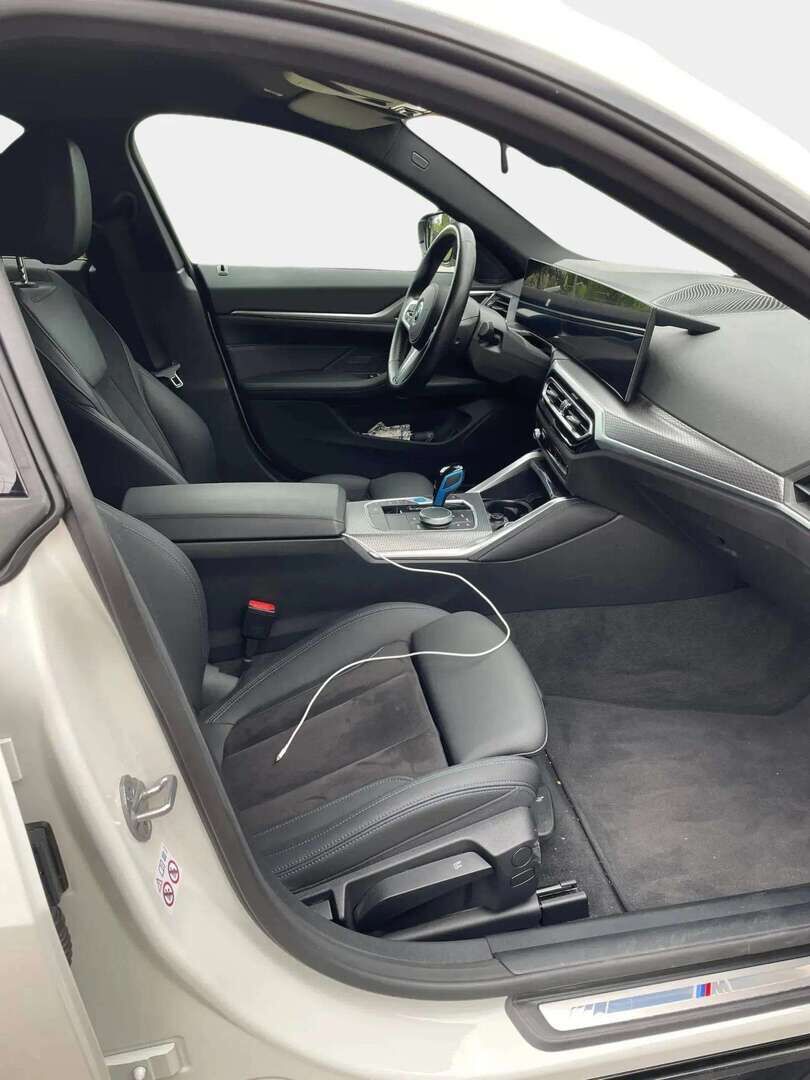 BMW i4 2023 eDrive35 M-Sport Tulossa!!! - M-Sport / ACC / Driving Assistant / Parking assistance system / Keinonahka-alcantara verhoilu / Sport-penkit / Widescreen / Shadow Line / Ambient / 2xrenkaat ja vanteet