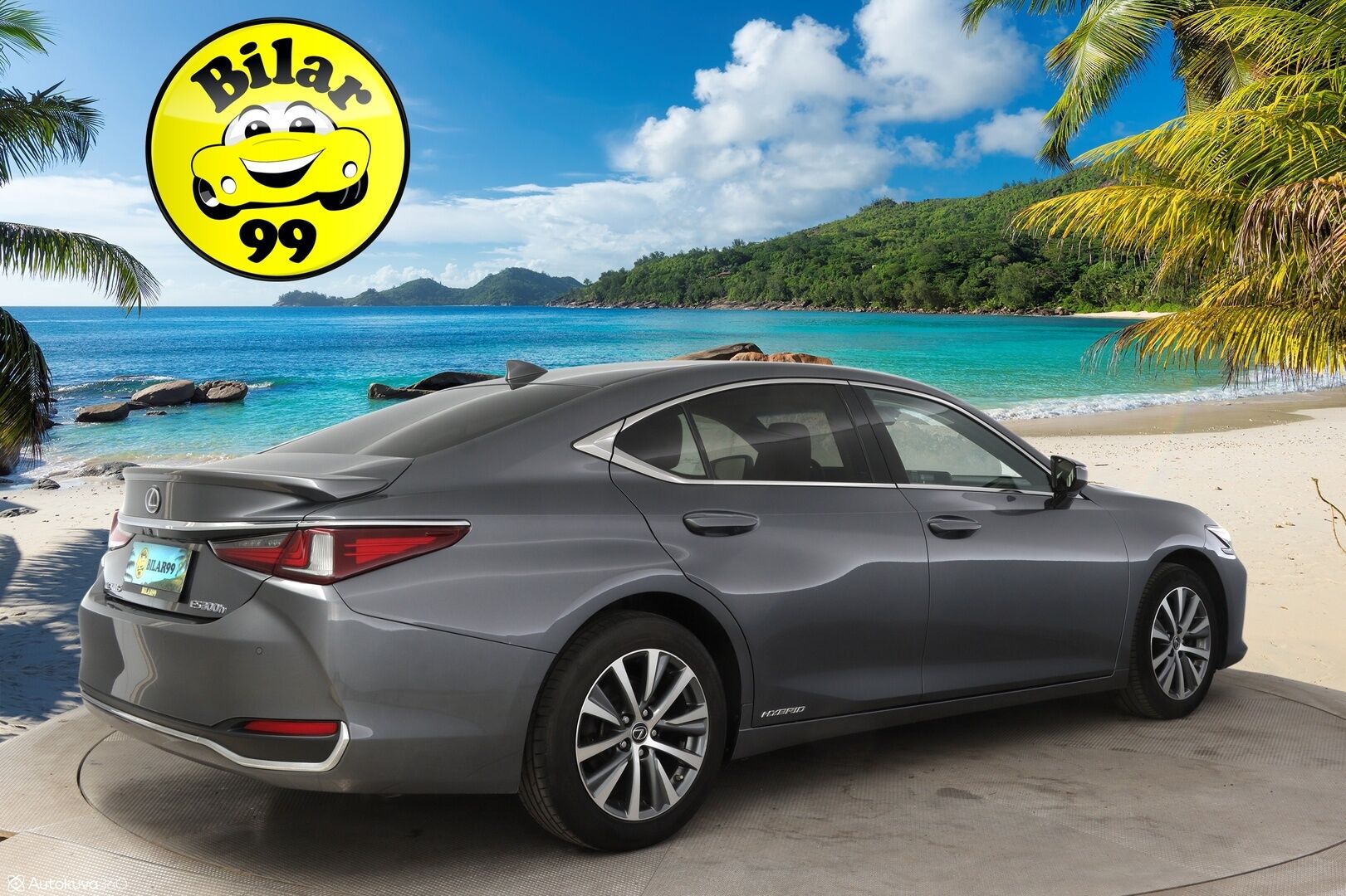 LEXUS ES 2019 300H Comfort * Adapt.Vakkari / Keyless Go / Nahkasisusta / Peruutuskamera / Digimittaristo / Kattoluukku * - 3,99 % KORKOTARJOUS TÄHÄN AUTOON - * Näyttävä Business-luokan Lexus / Hyvillä varusteilla / 2x Renkailla ja vanteilla * 