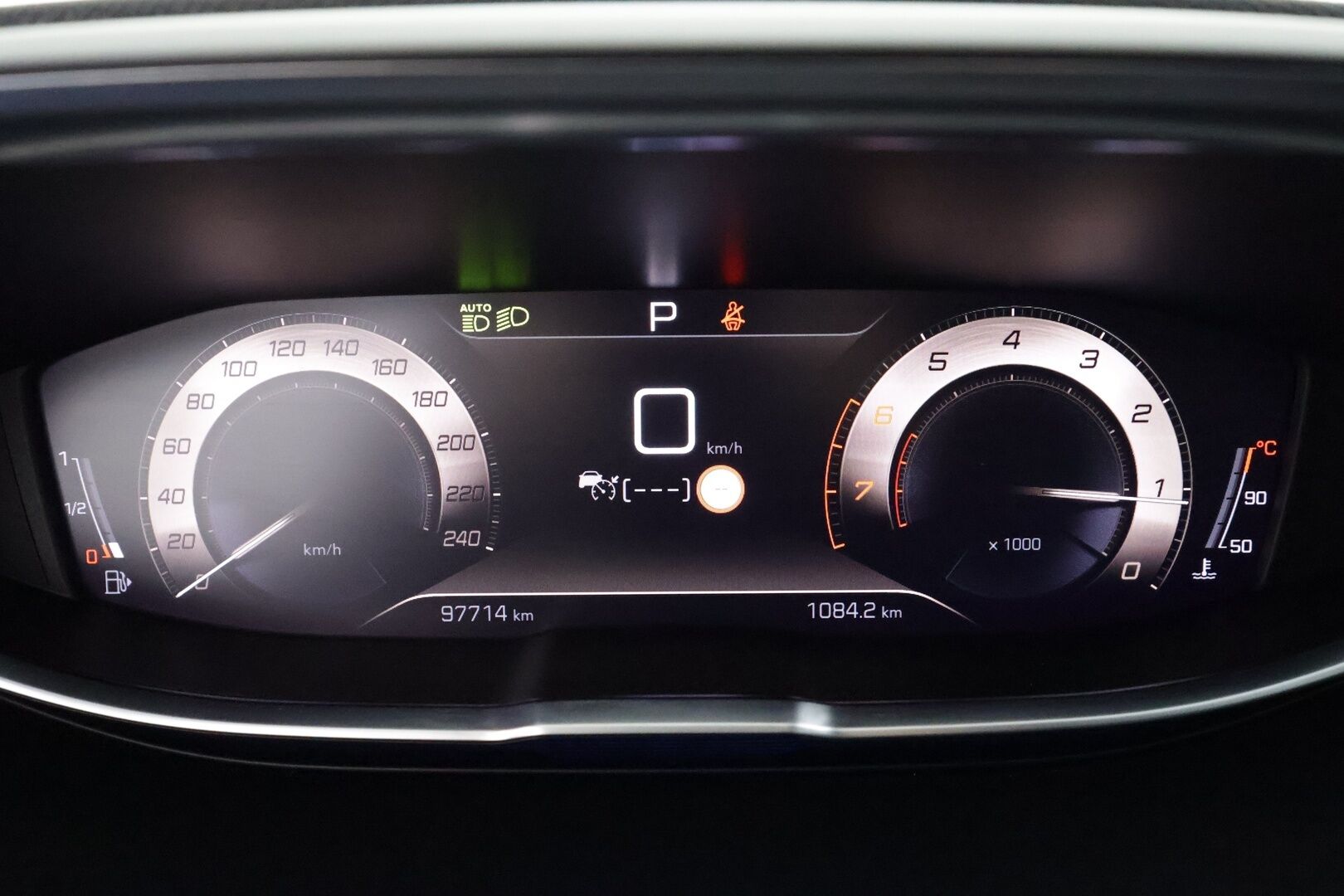 PEUGEOT 3008 2023 1,2 Puretech 130hv EAT GT - | ACC | LED | 360-Kamera | Puolinahat | Digimittaristo | Kahdet renkaat |
