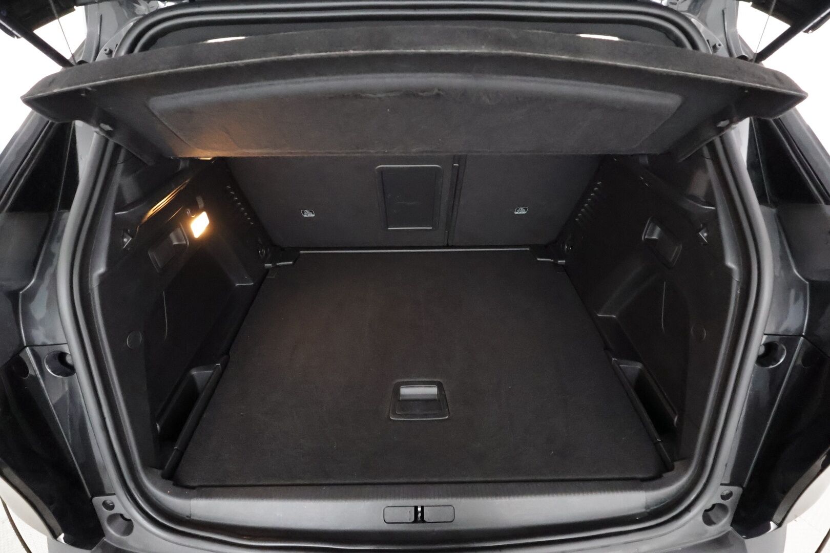 PEUGEOT 3008 2023 1,2 Puretech 130hv EAT GT - | ACC | LED | 360-Kamera | Puolinahat | Digimittaristo | Kahdet renkaat |