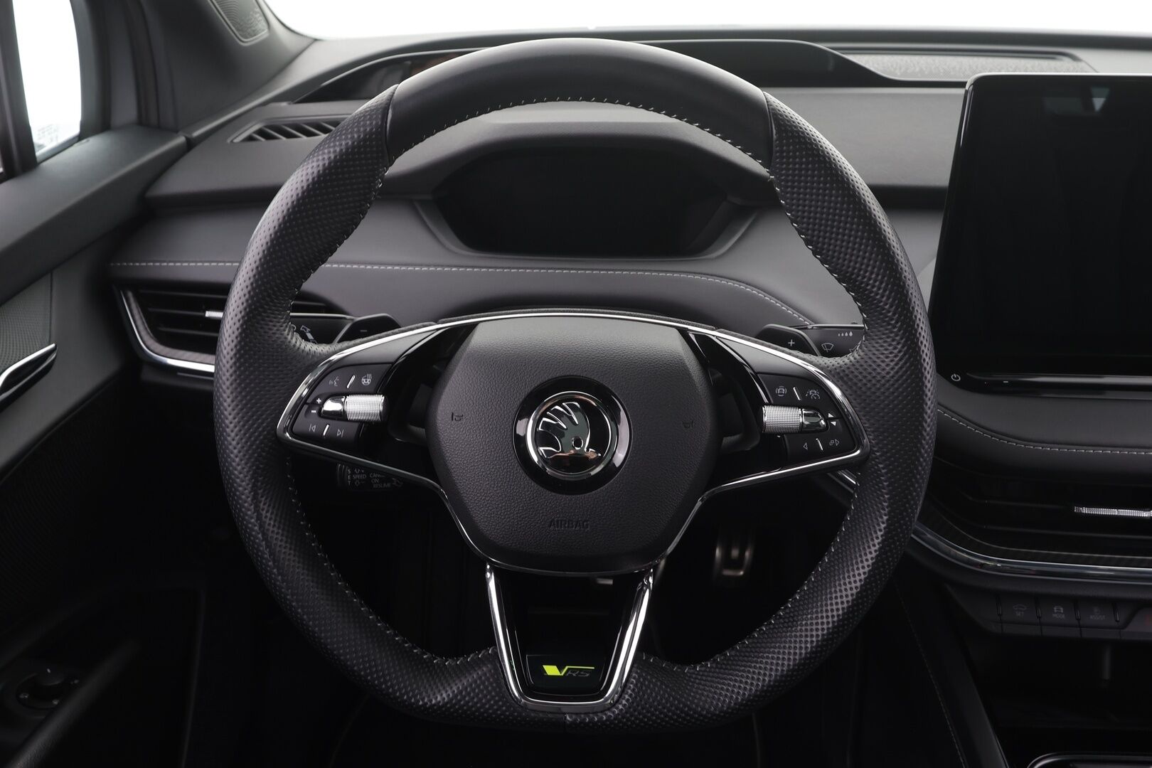 SKODA ENYAQ 2023 Coupe 80x 4x4 RS iV * ACC / ILP / Hierovat Muistipenkit / Matrix-LED / Lasikatto / HUD / Canton / P.kamera / koukku *