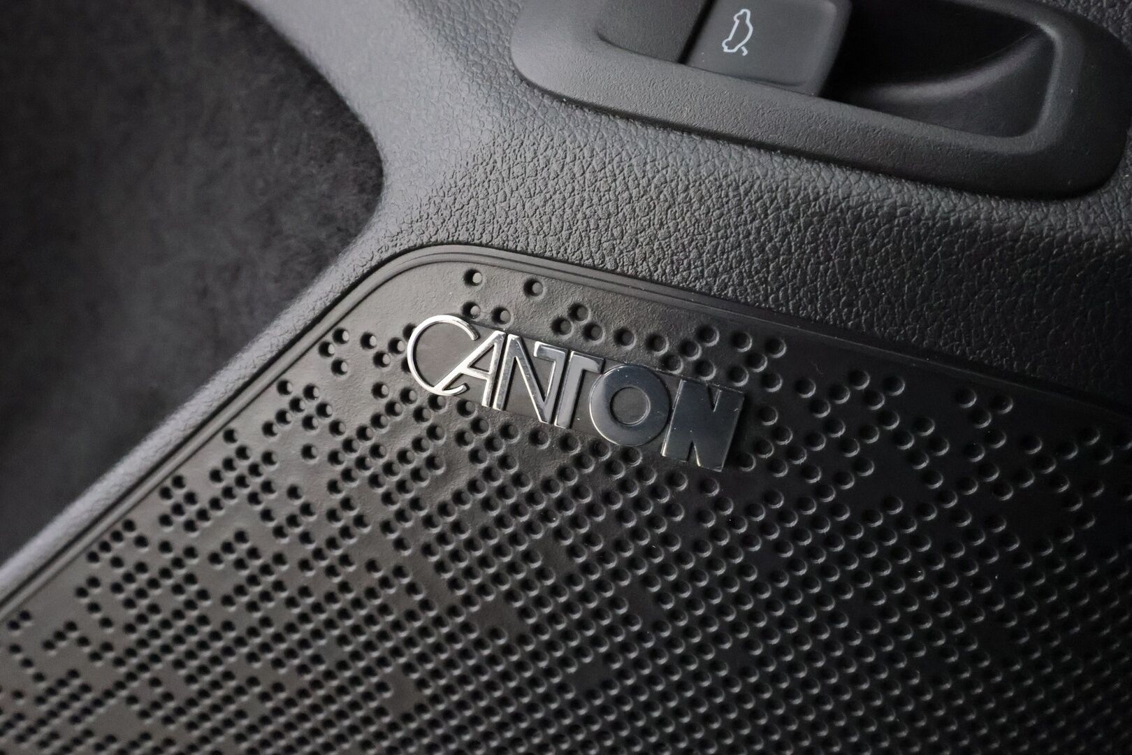 SKODA ENYAQ 2023 Coupe 80x 4x4 RS iV * ACC / ILP / Hierovat Muistipenkit / Matrix-LED / Lasikatto / HUD / Canton / P.kamera / koukku *